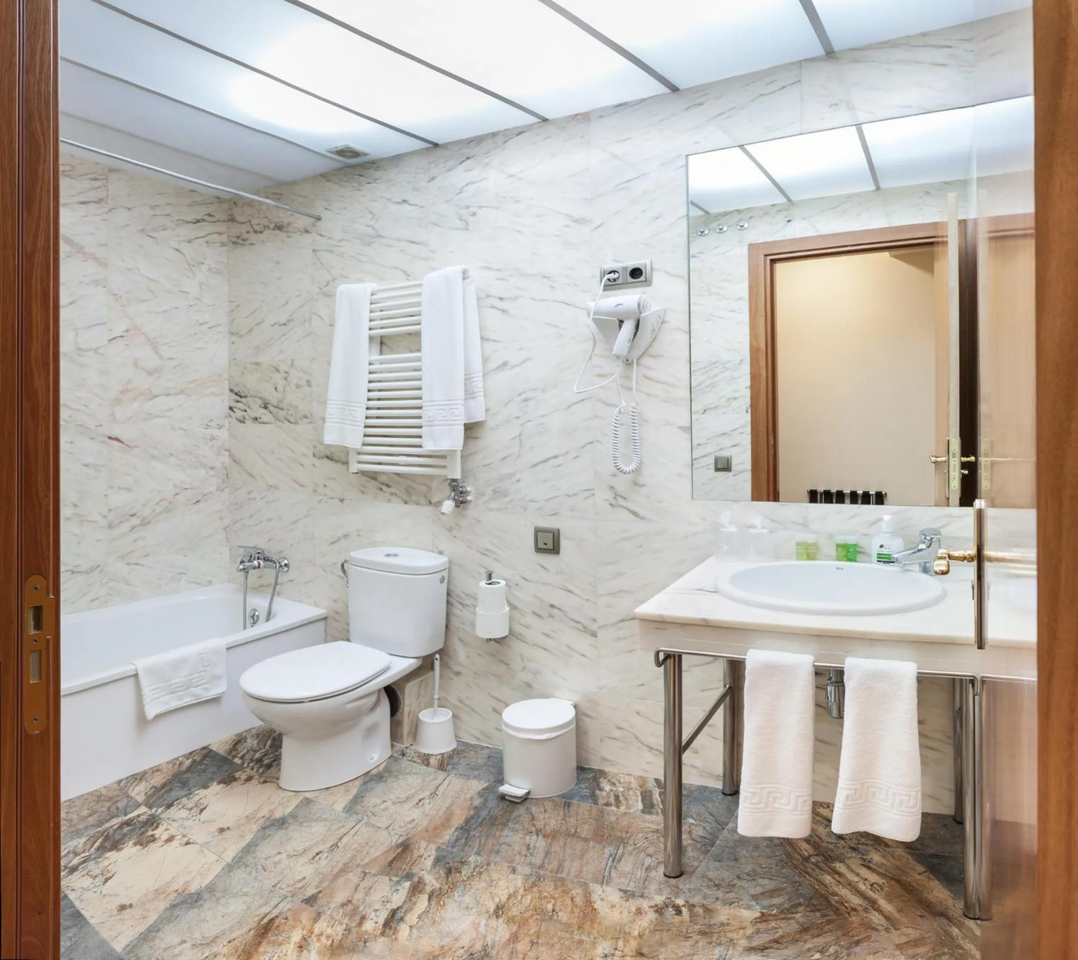 Bathroom in Alba Hotel