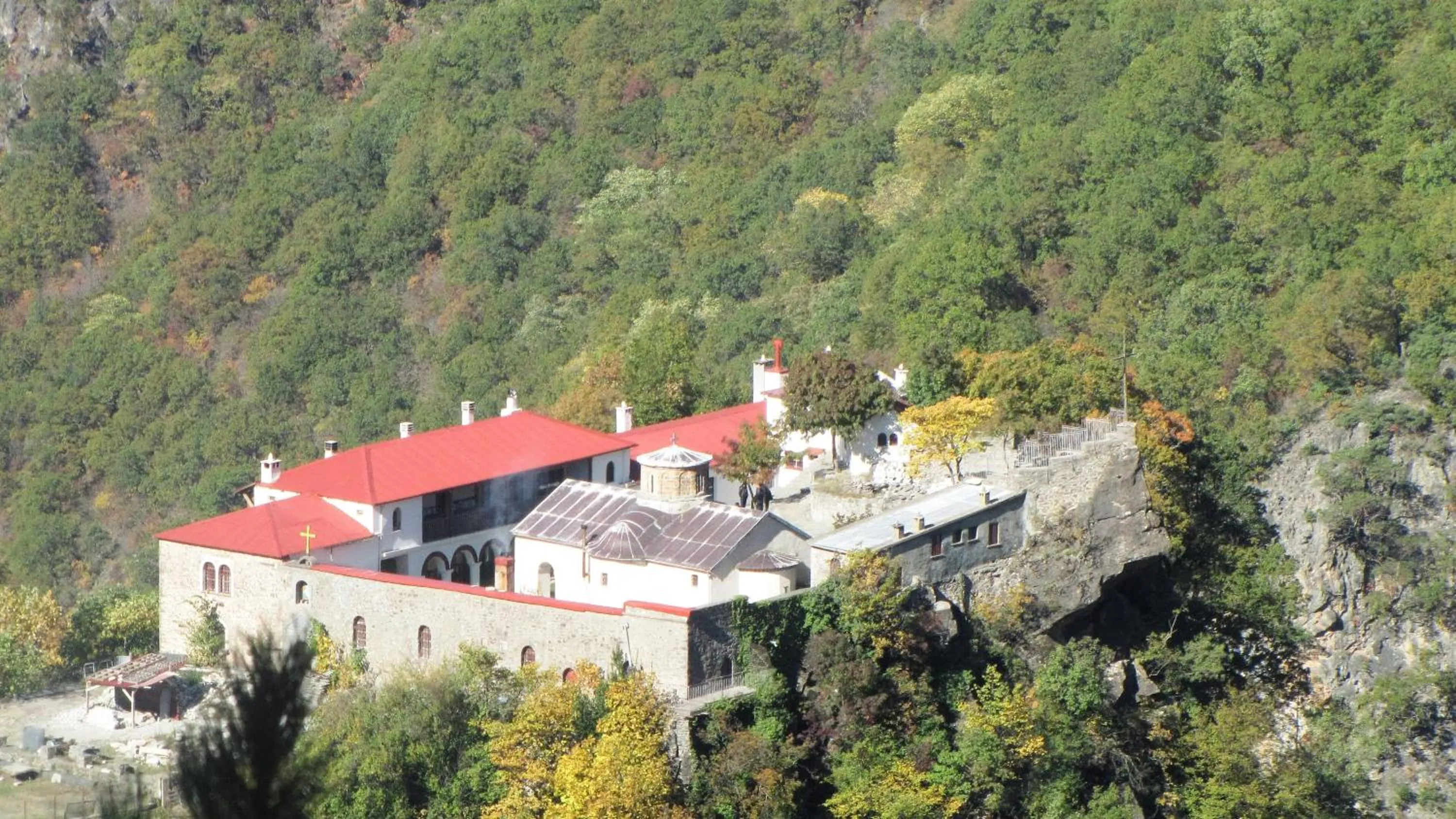 Hiking in Artemis Apartments