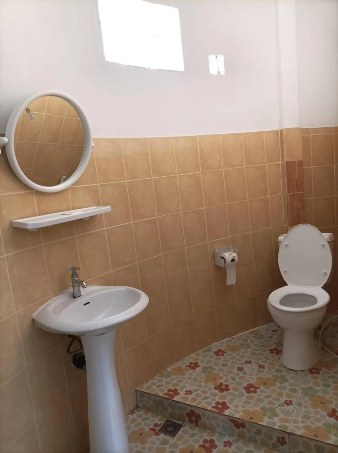 Toilet in Vimanmek Resort