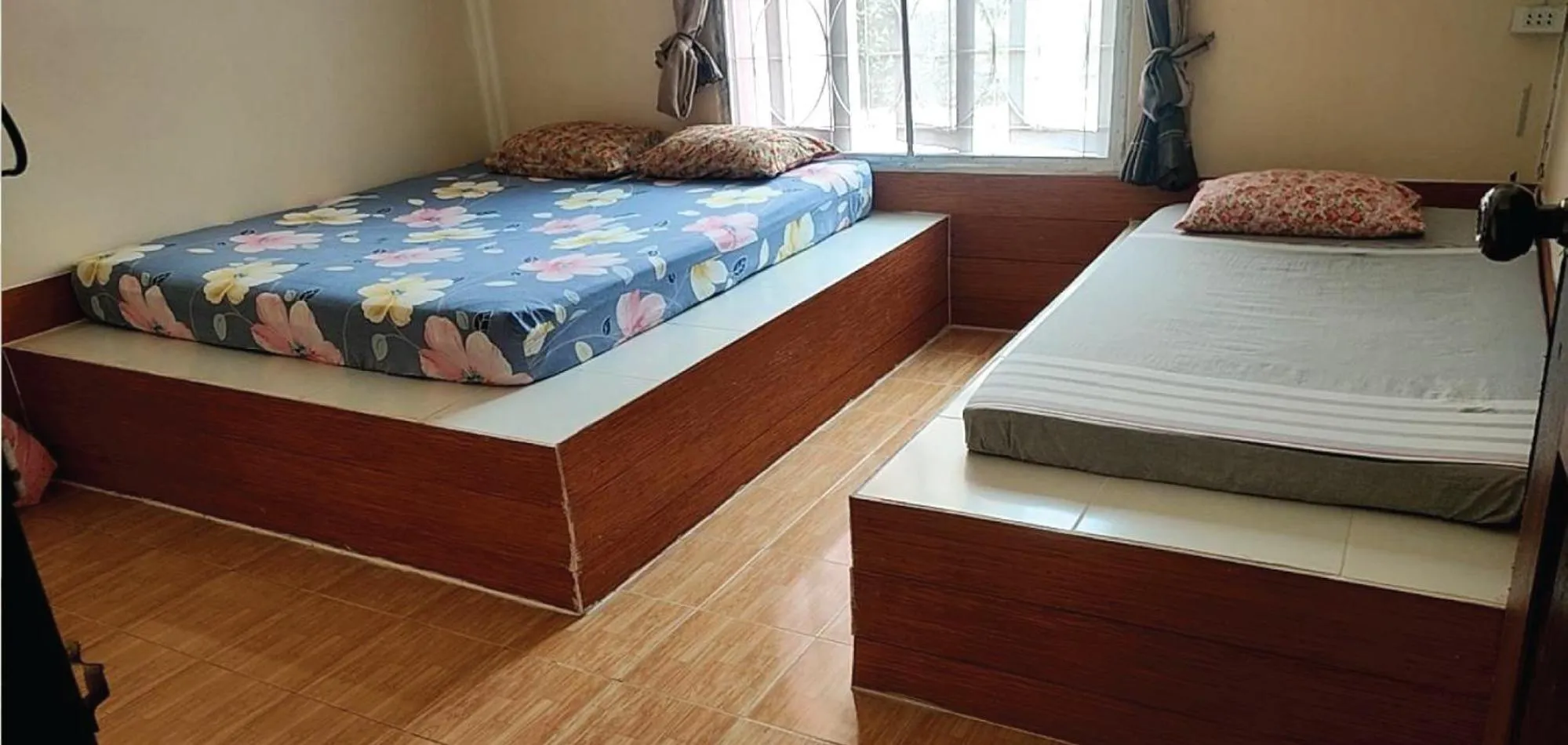 Bed in Vimanmek Resort