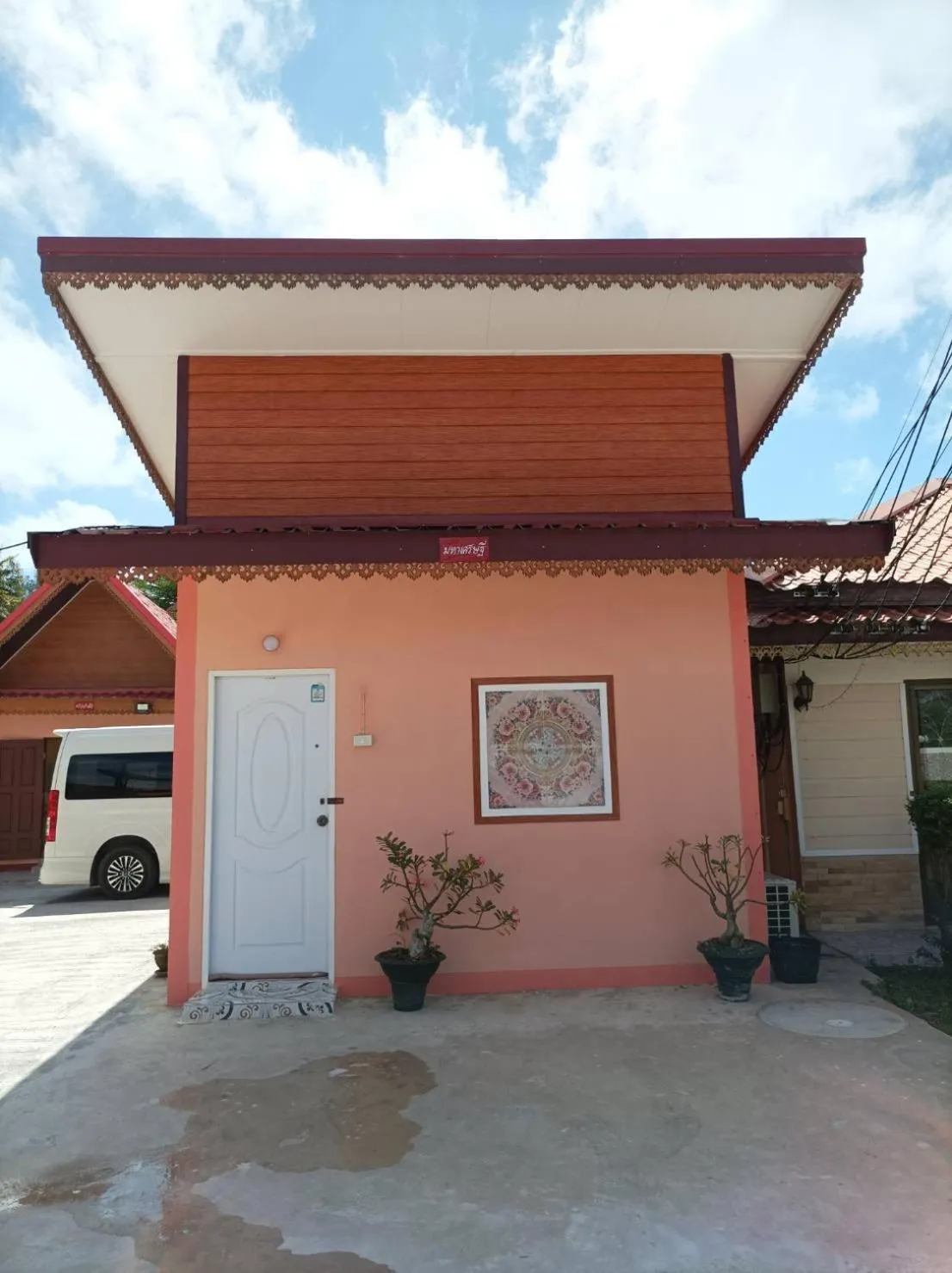 Property building in Vimanmek Resort