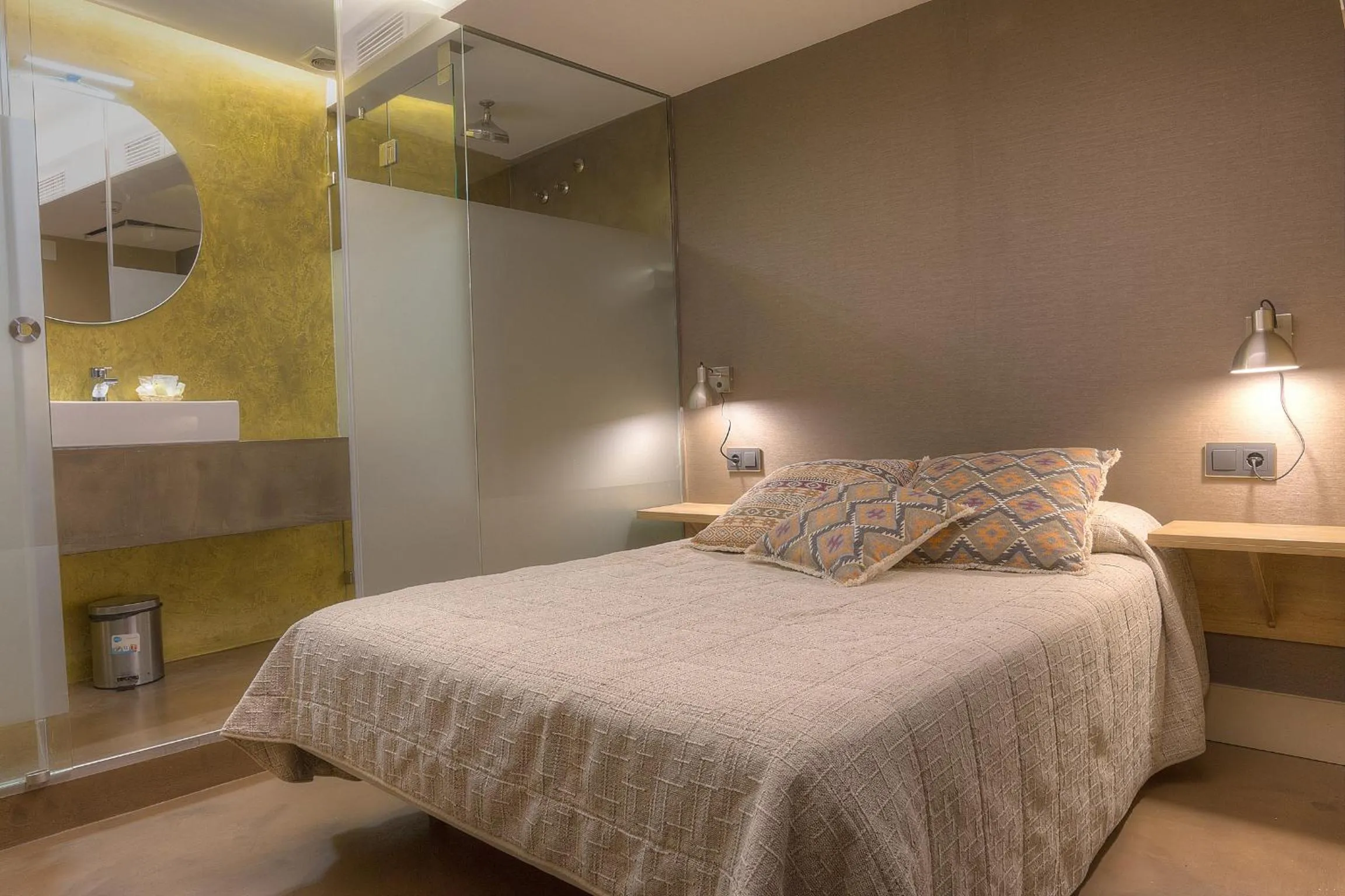 Photo of the whole room, Bed in Los Patios