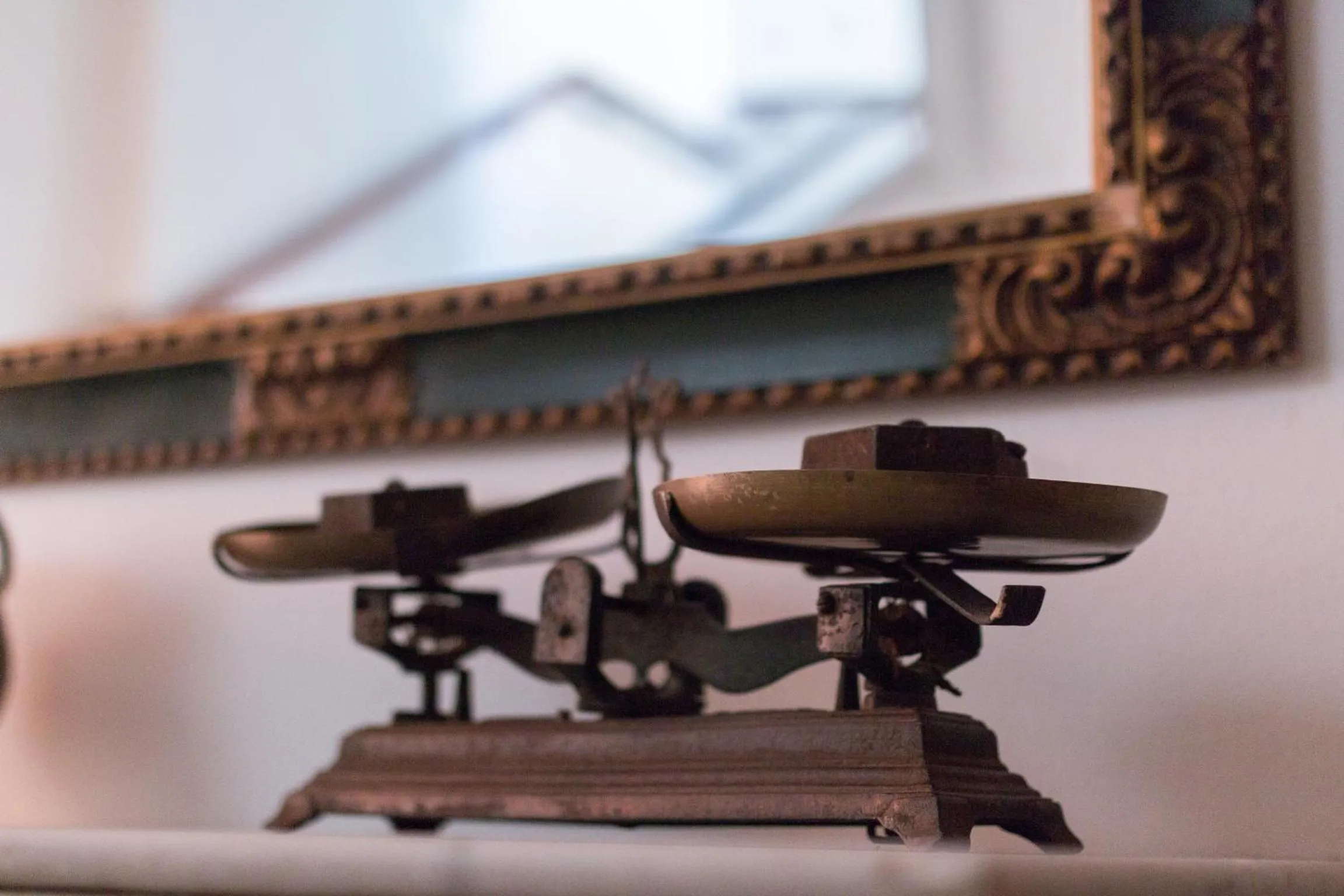 Decorative detail in Los Patios