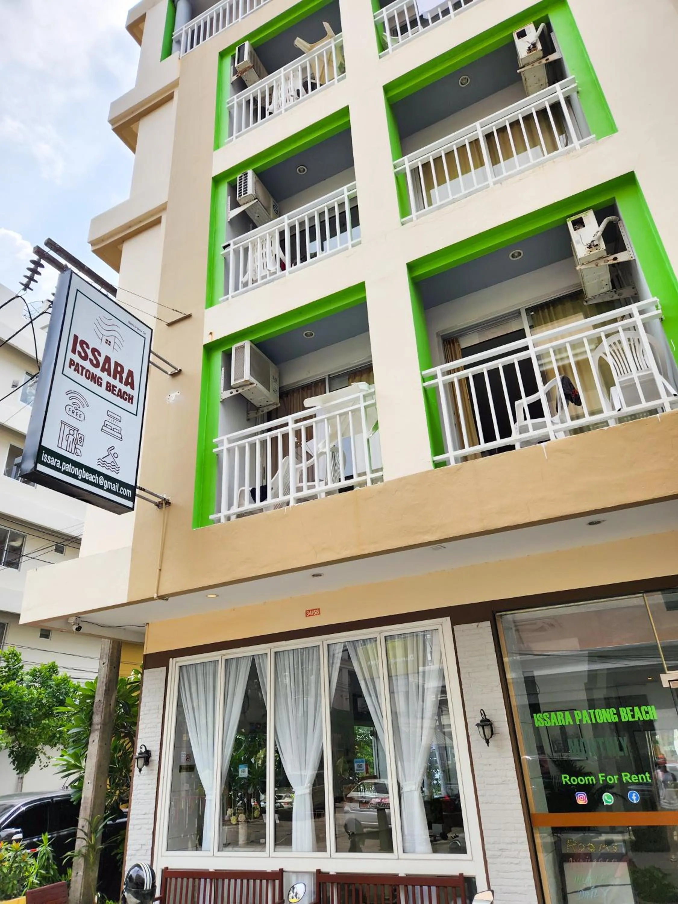 Property building in Issara Patong Beach