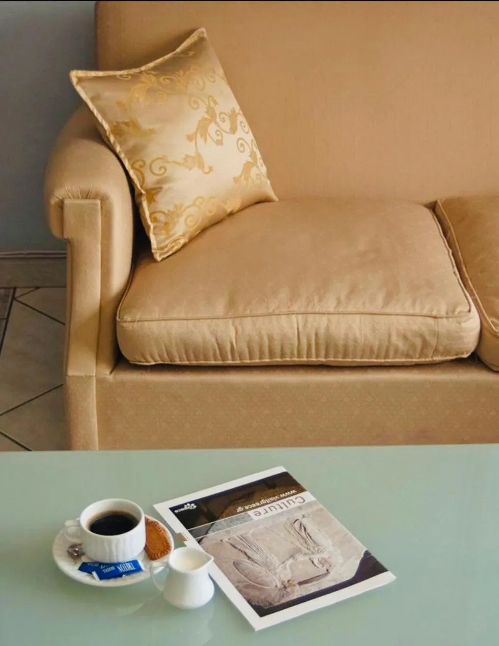 Triton Hotel Piraeus