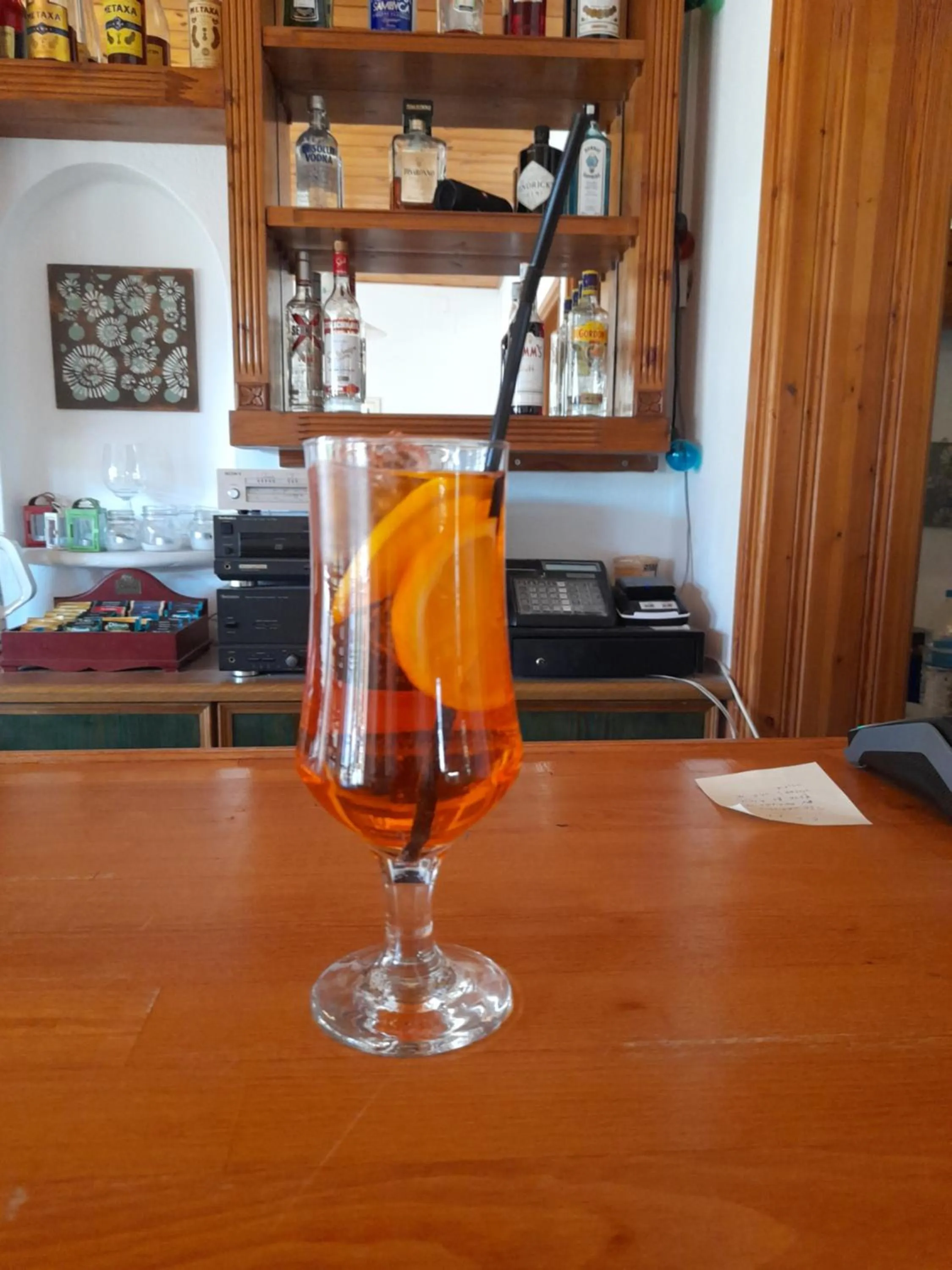 Lounge or bar in Siroco's Rooms And Studios