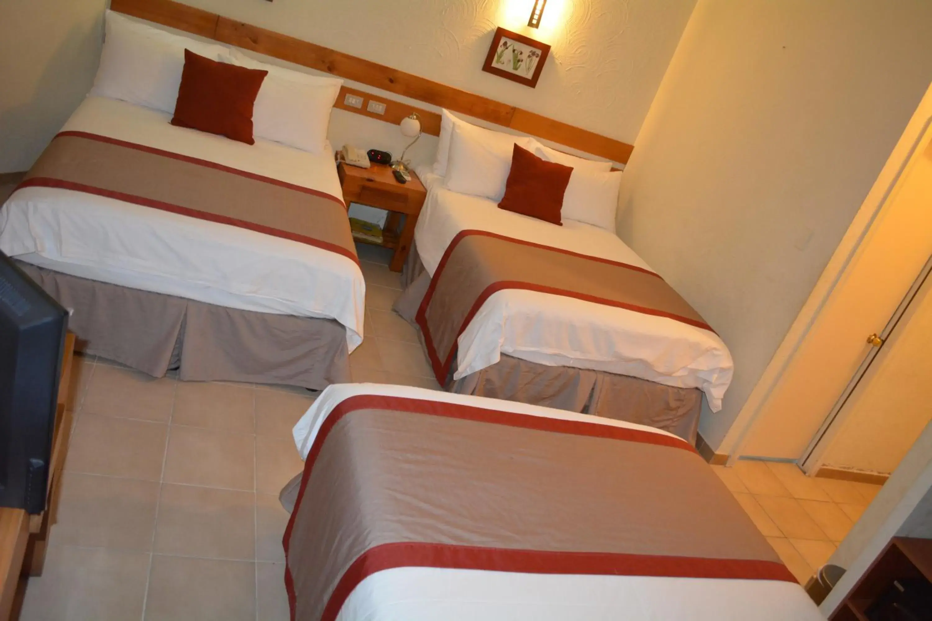 Standard Triple Room in Peten Esplendido Standard Triple Room in Peten Esplendido