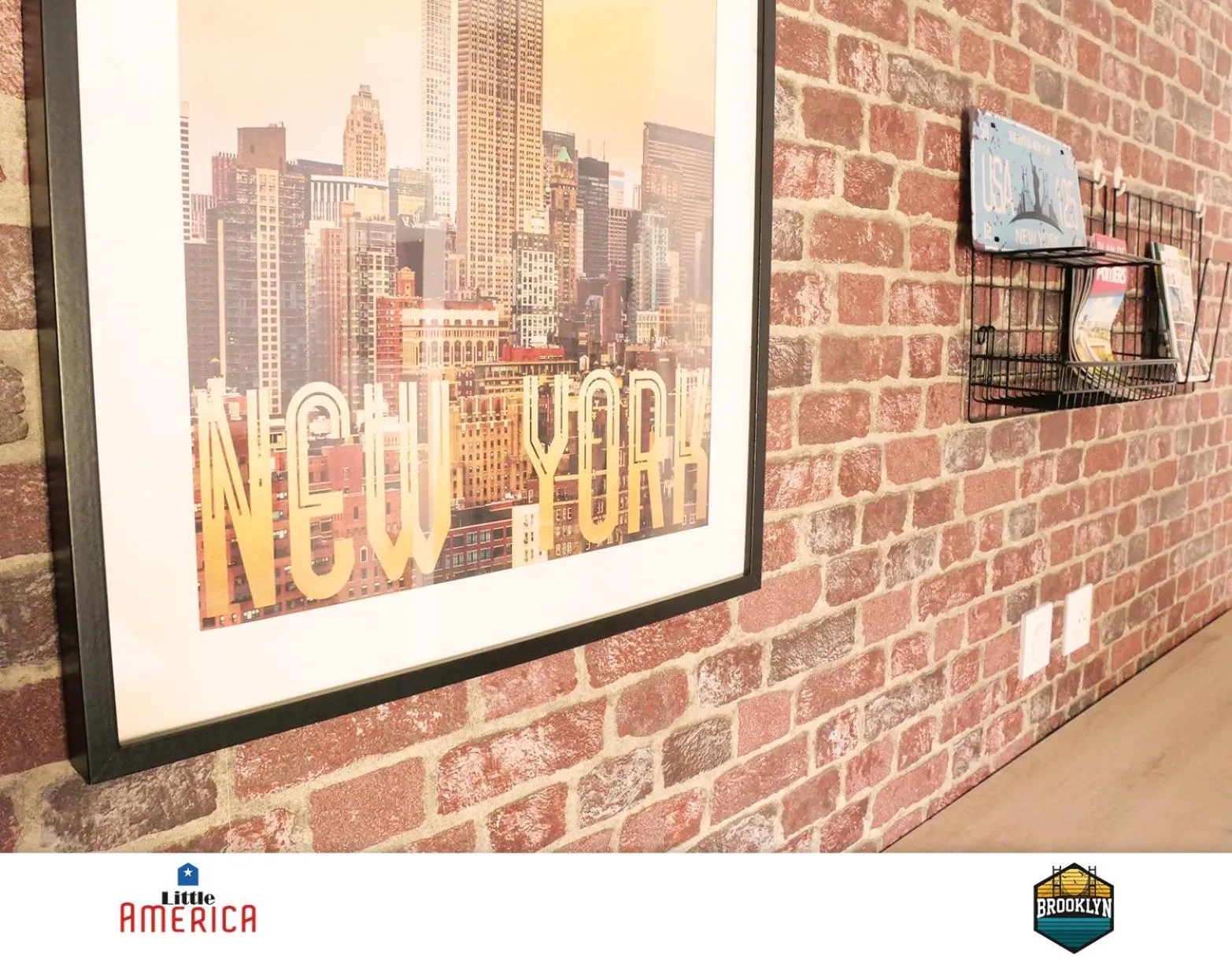 Decorative detail in Little America - Appart Hôtel 3km Futuroscope