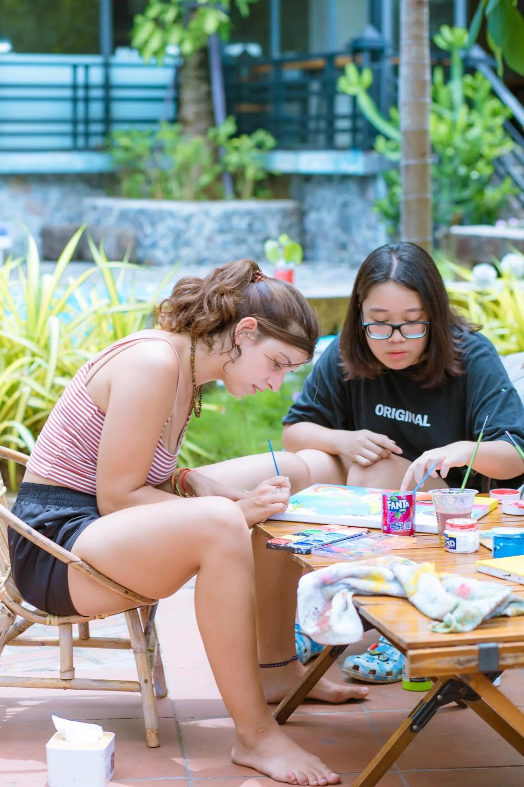 Day in Republic Hostel Cat Ba