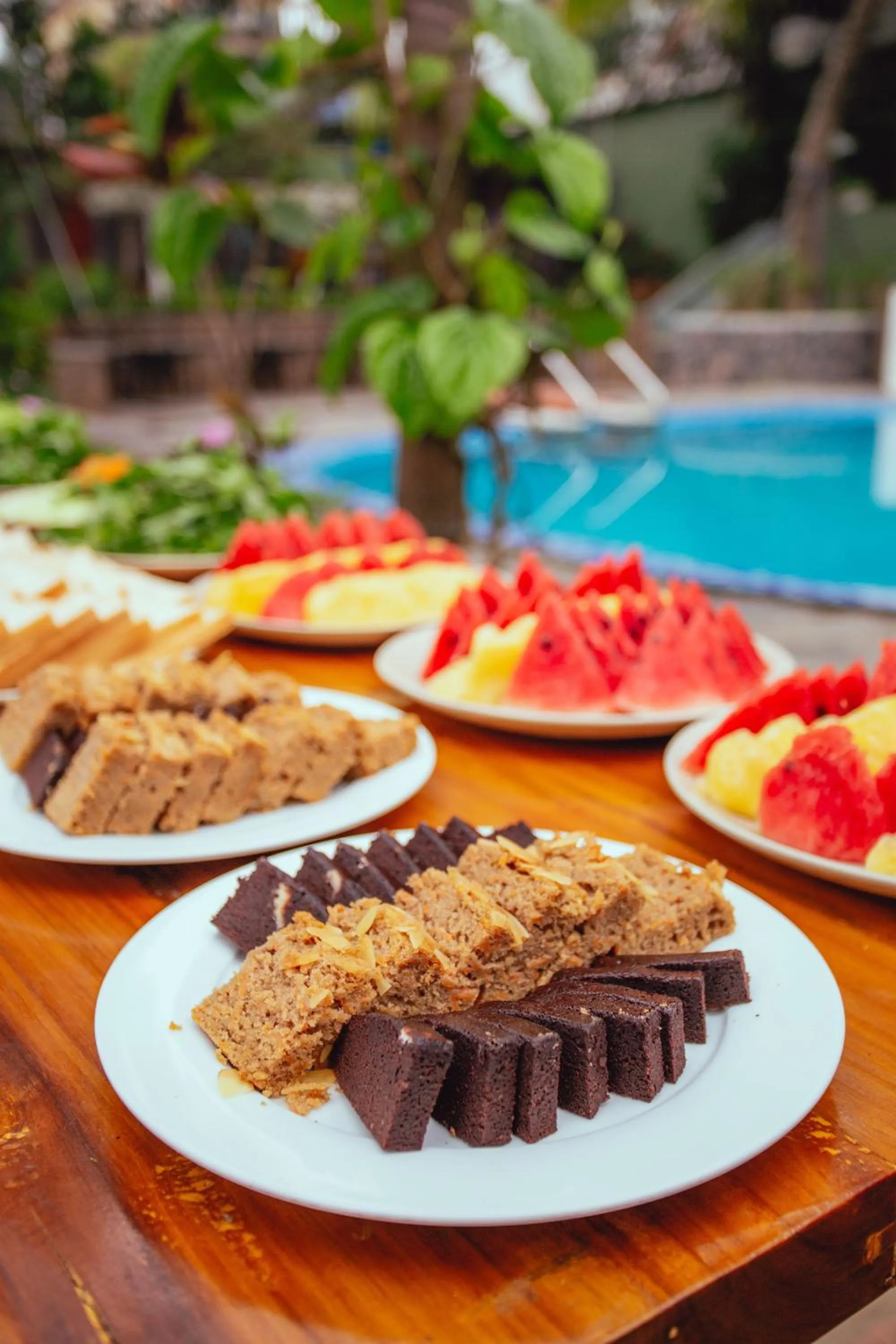 Food and drinks in Republic Hostel Cat Ba