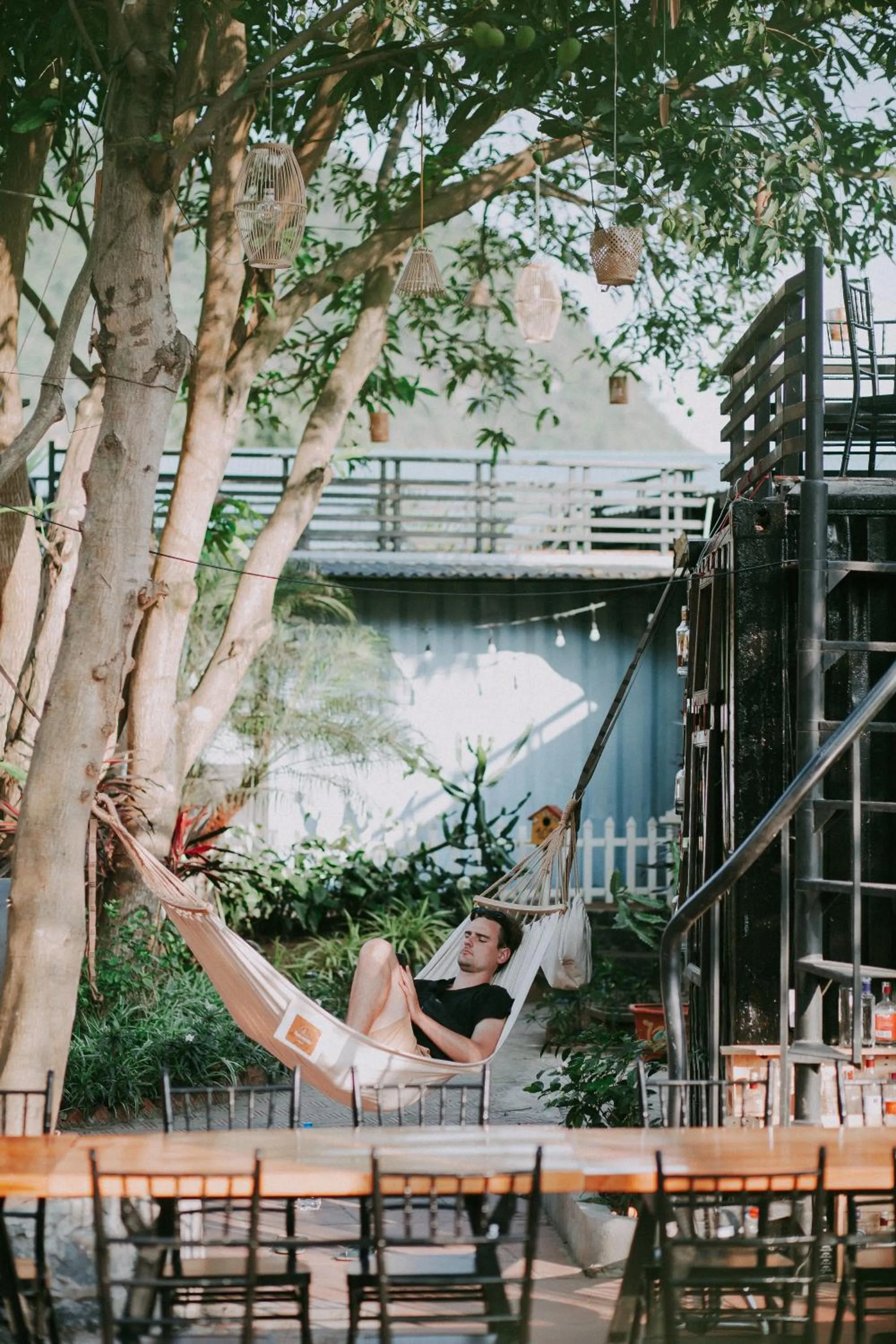 Property building in Republic Hostel Cat Ba