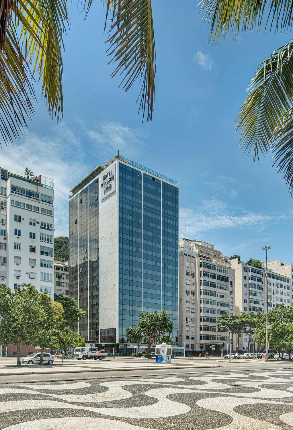 Facade/entrance in Windsor Leme Hotel