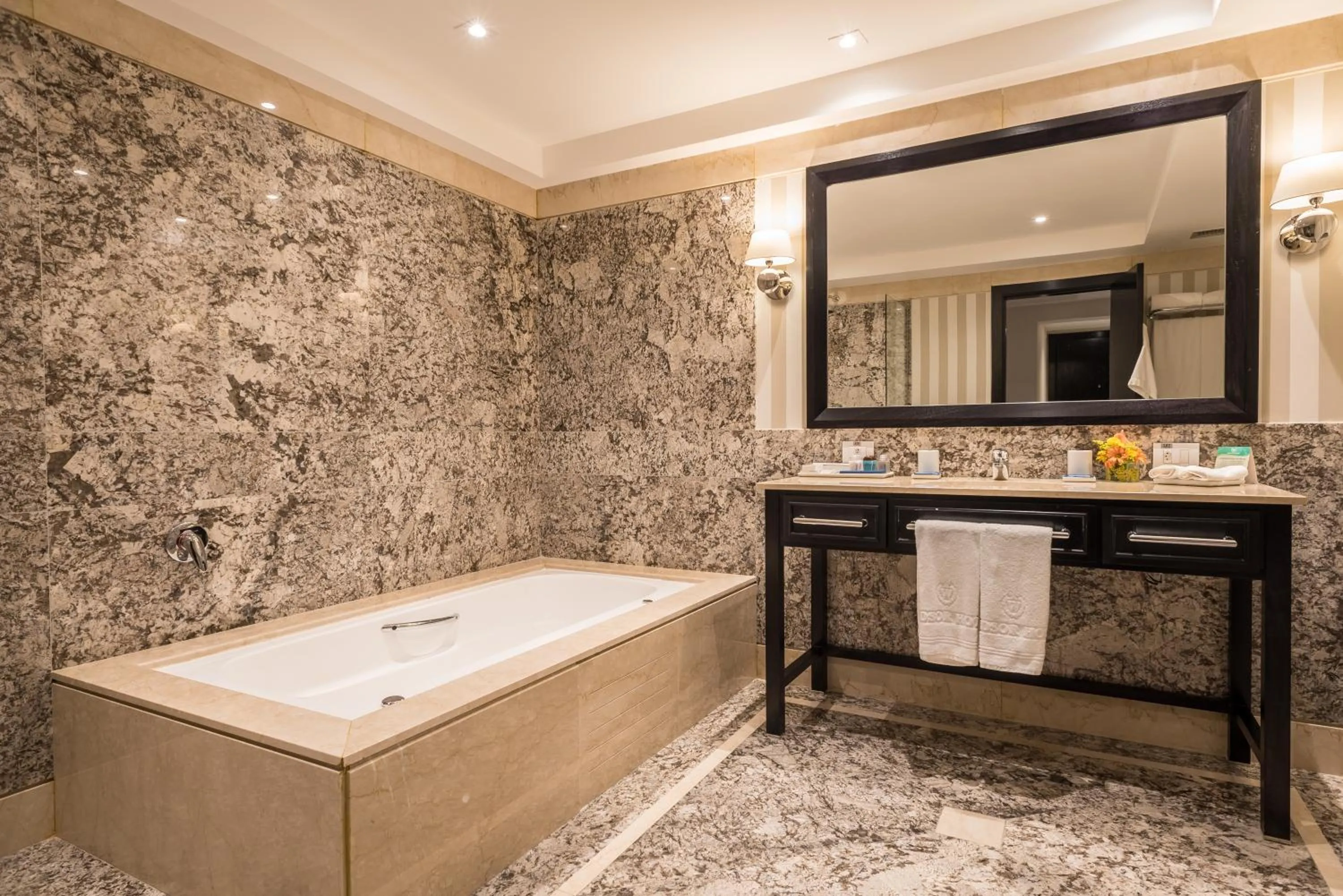 Bathroom in Windsor Leme Hotel