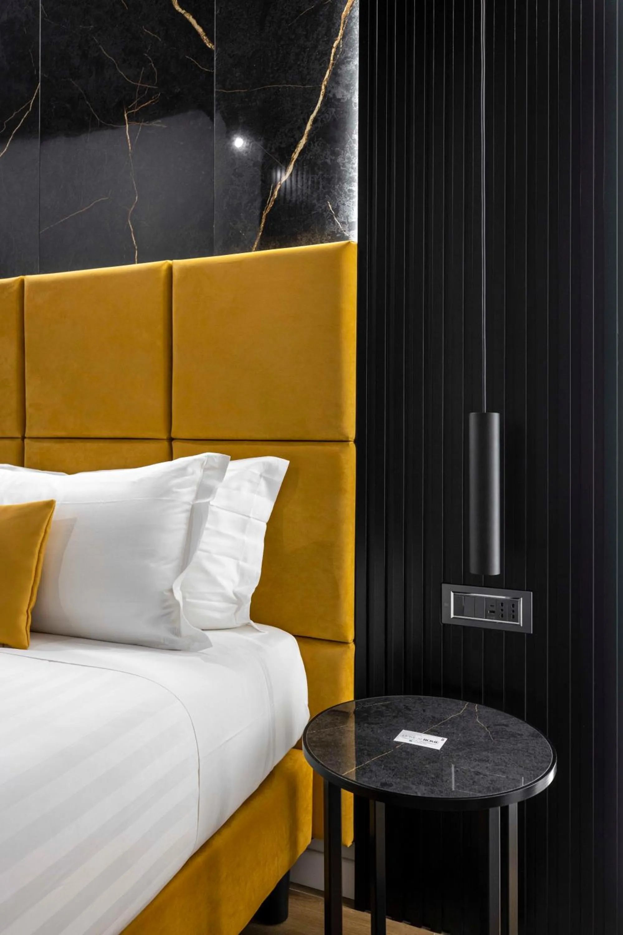 Bed in Home at Rome Luxury Navona Guesthouse