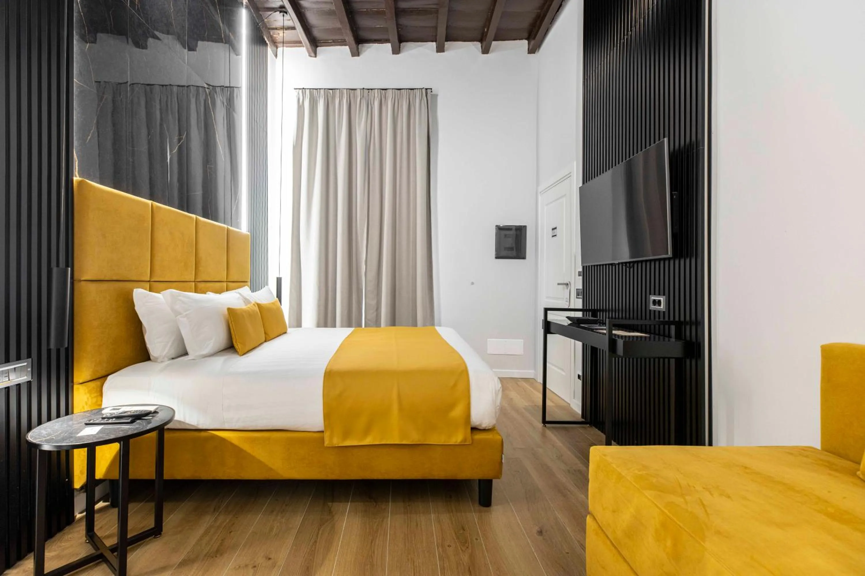 Bed in Home at Rome Luxury Navona Guesthouse