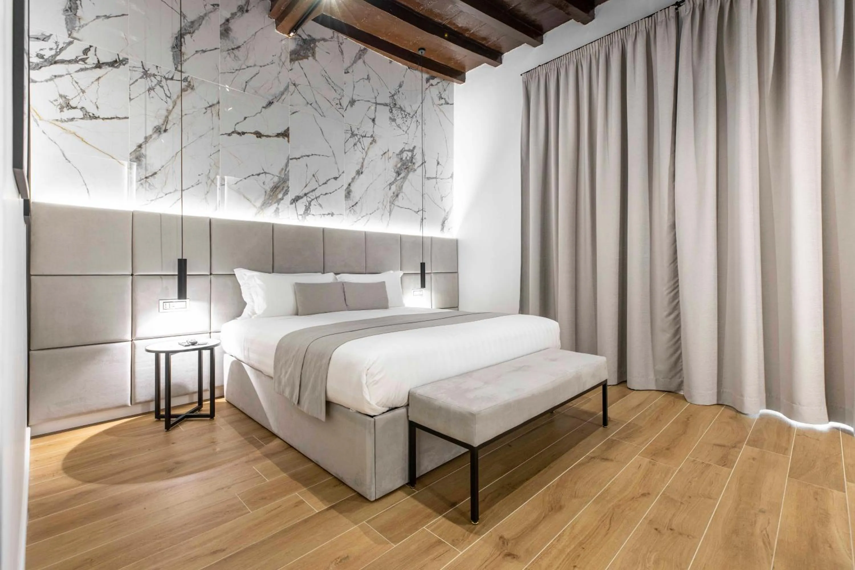 Bed in Home at Rome Luxury Navona Guesthouse
