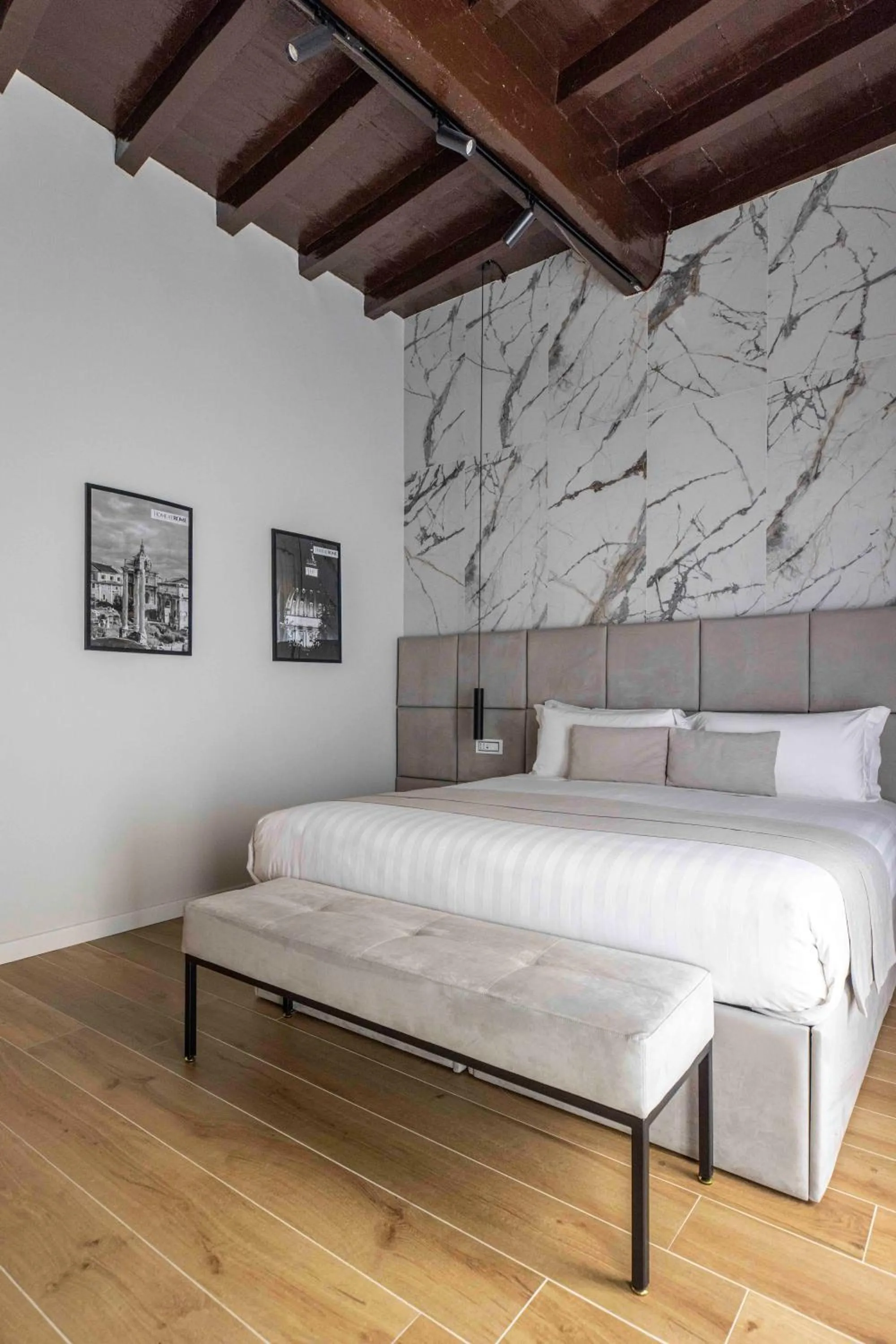 Bed in Home at Rome Luxury Navona Guesthouse