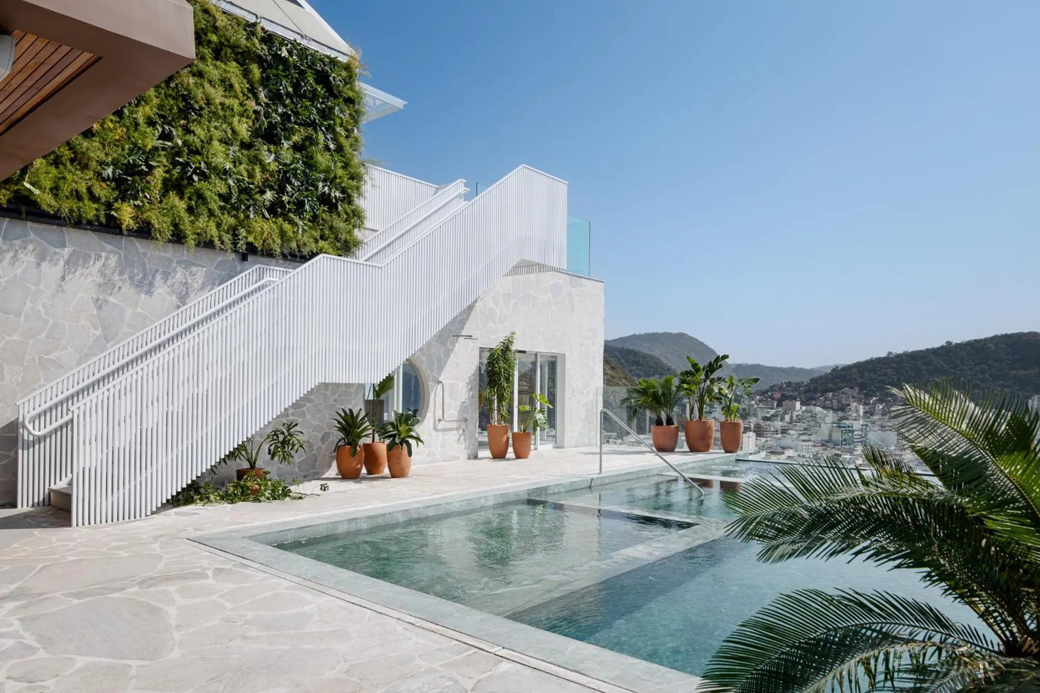 Swimming pool in Rio Othon Palace