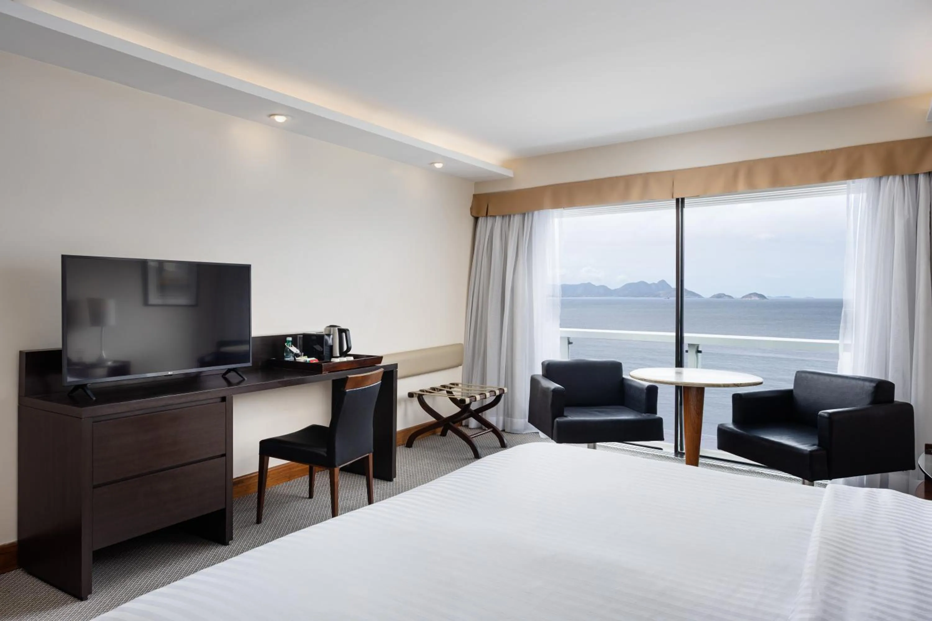 Bedroom, Bed in Rio Othon Palace