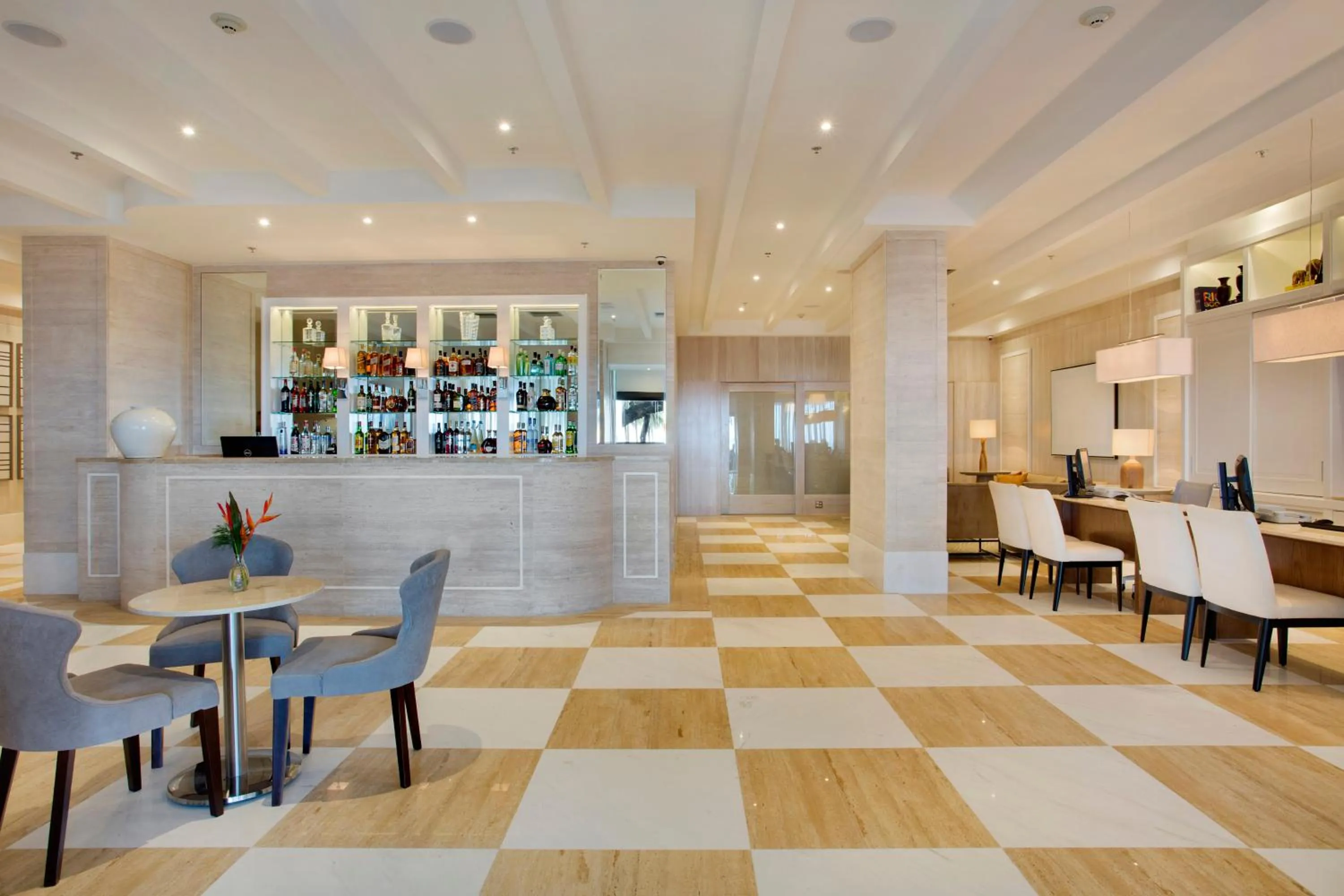 Lobby or reception in Windsor California Copacabana