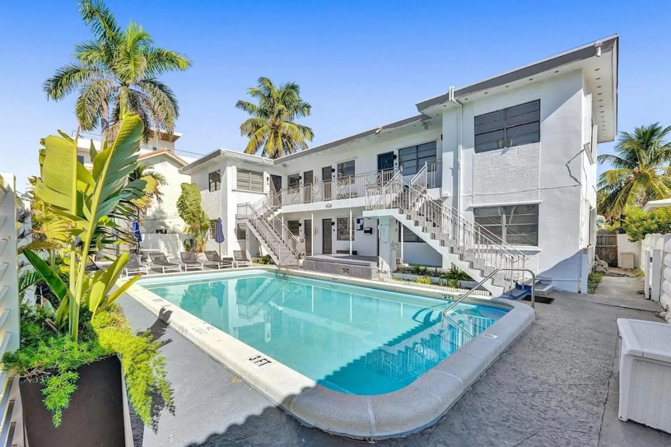 Waves On Walnut - Beach Access