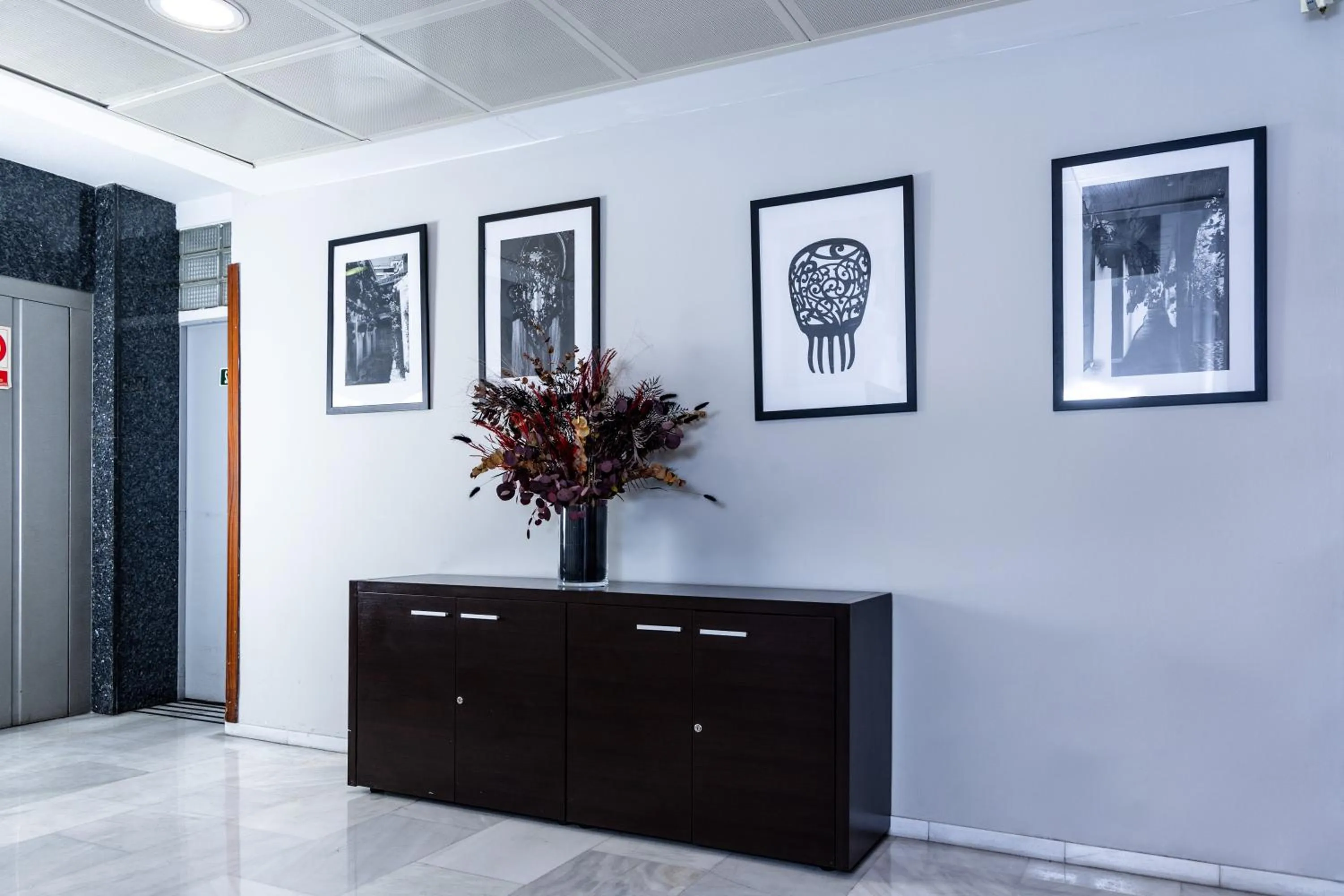 Decorative detail in Hotel Serrano