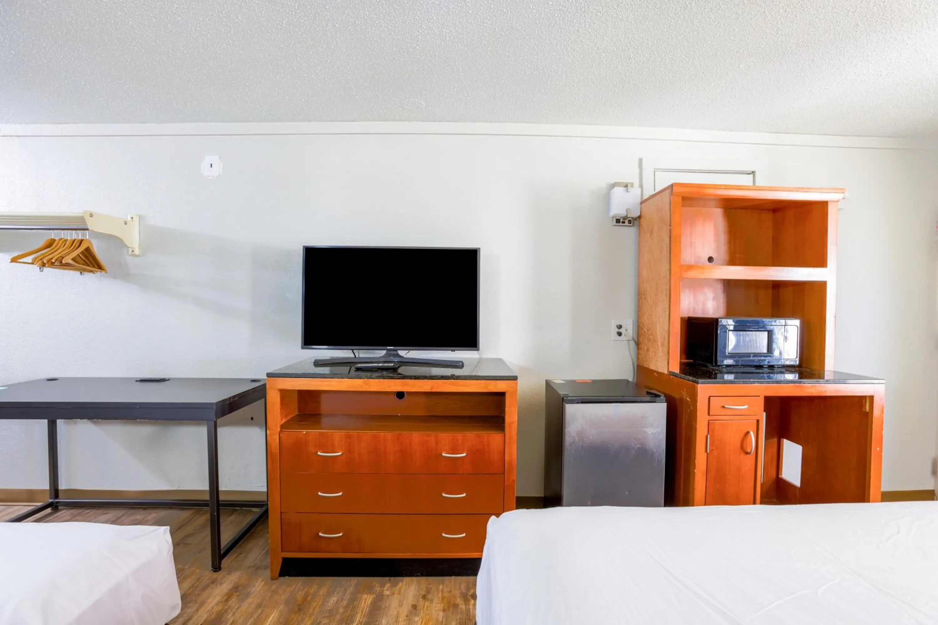 Bedroom, Bed in Cozy Garden Inn By OYO Hwy 40 Richmond