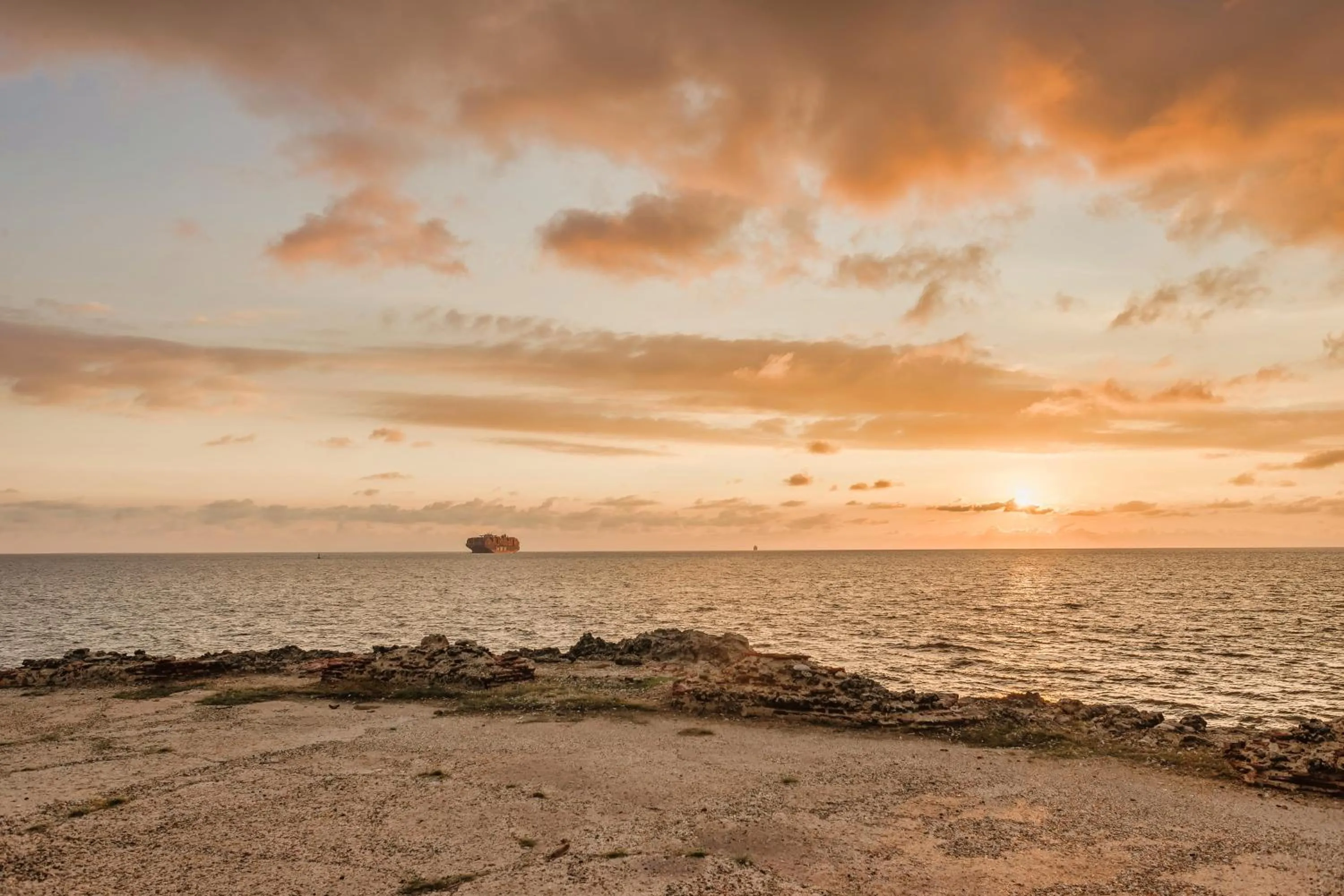 Natural landscape in Castillete Hotel & Beach Club
