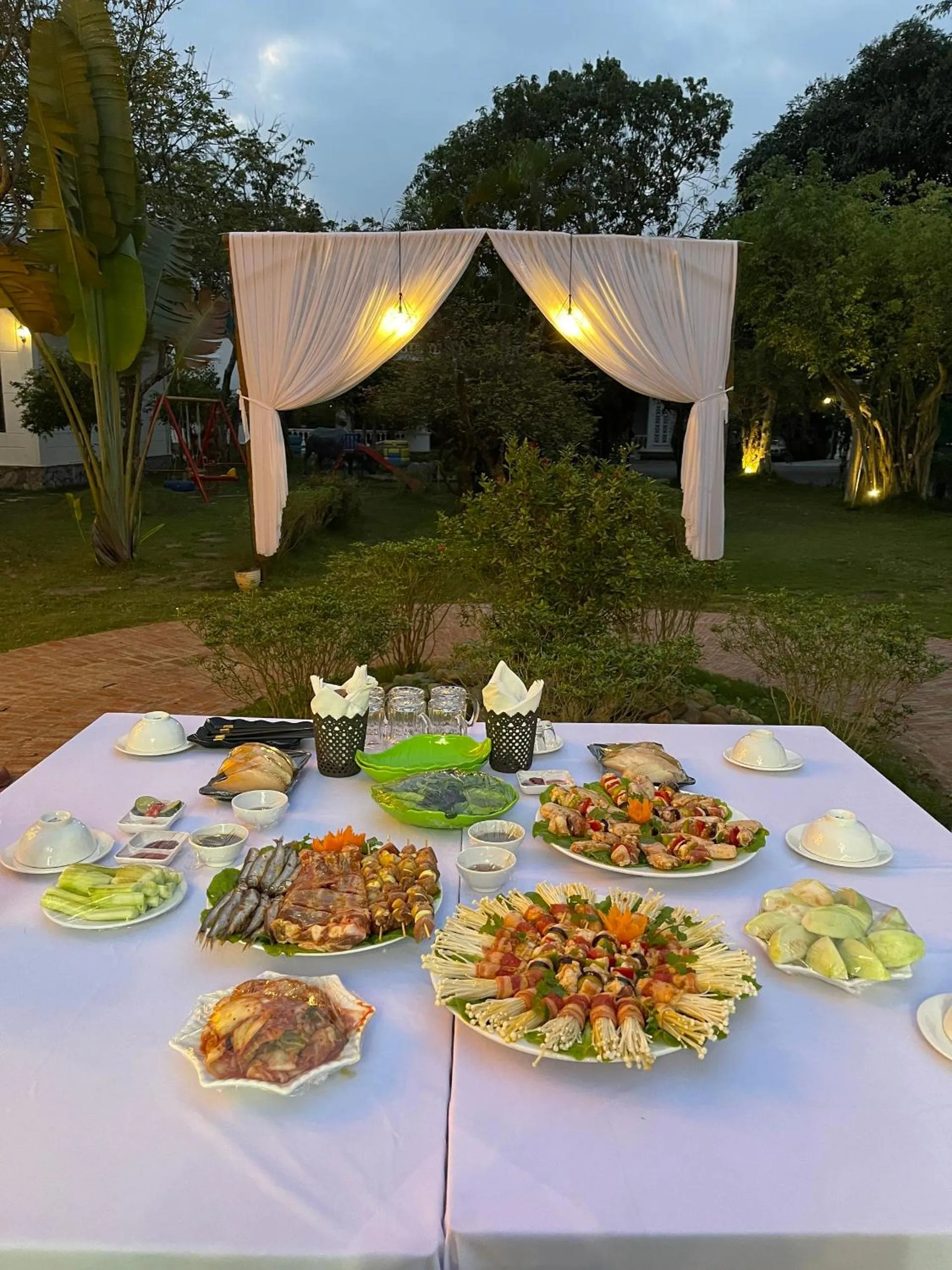 BBQ facilities in Hoa Lu Garden Resort