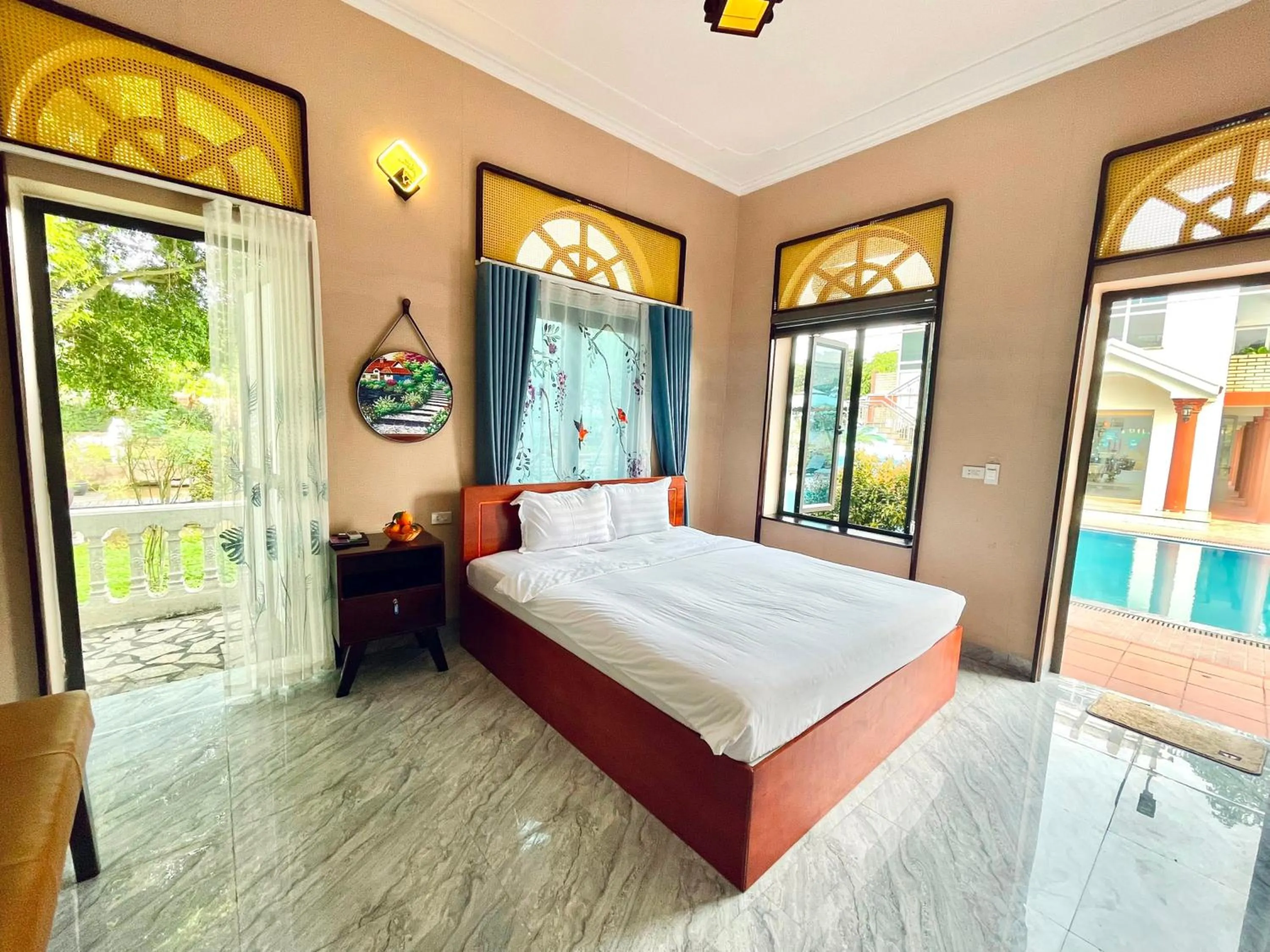 Bed in Hoa Lu Garden Resort