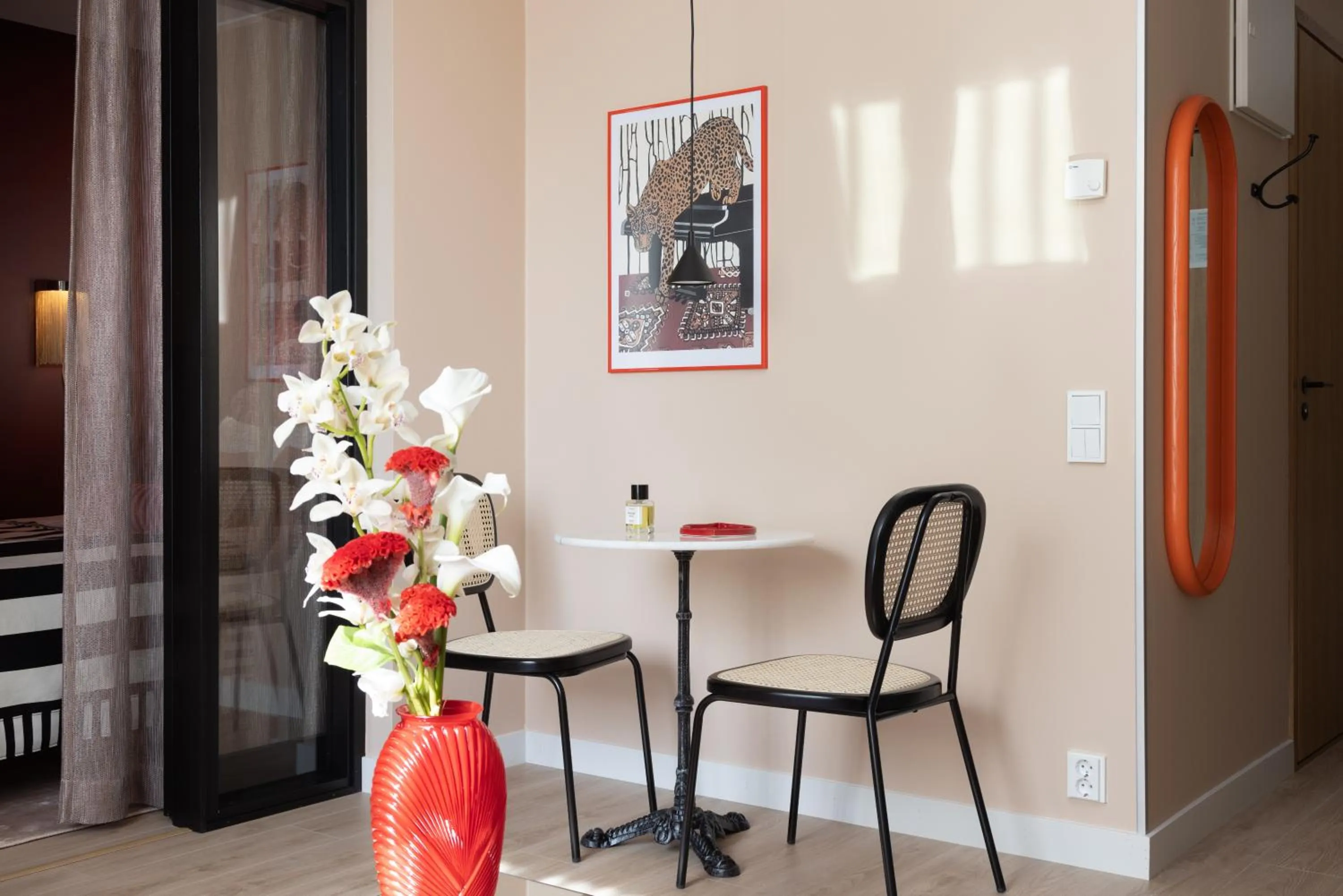 Photo of the whole room in Noli Herttoniemi