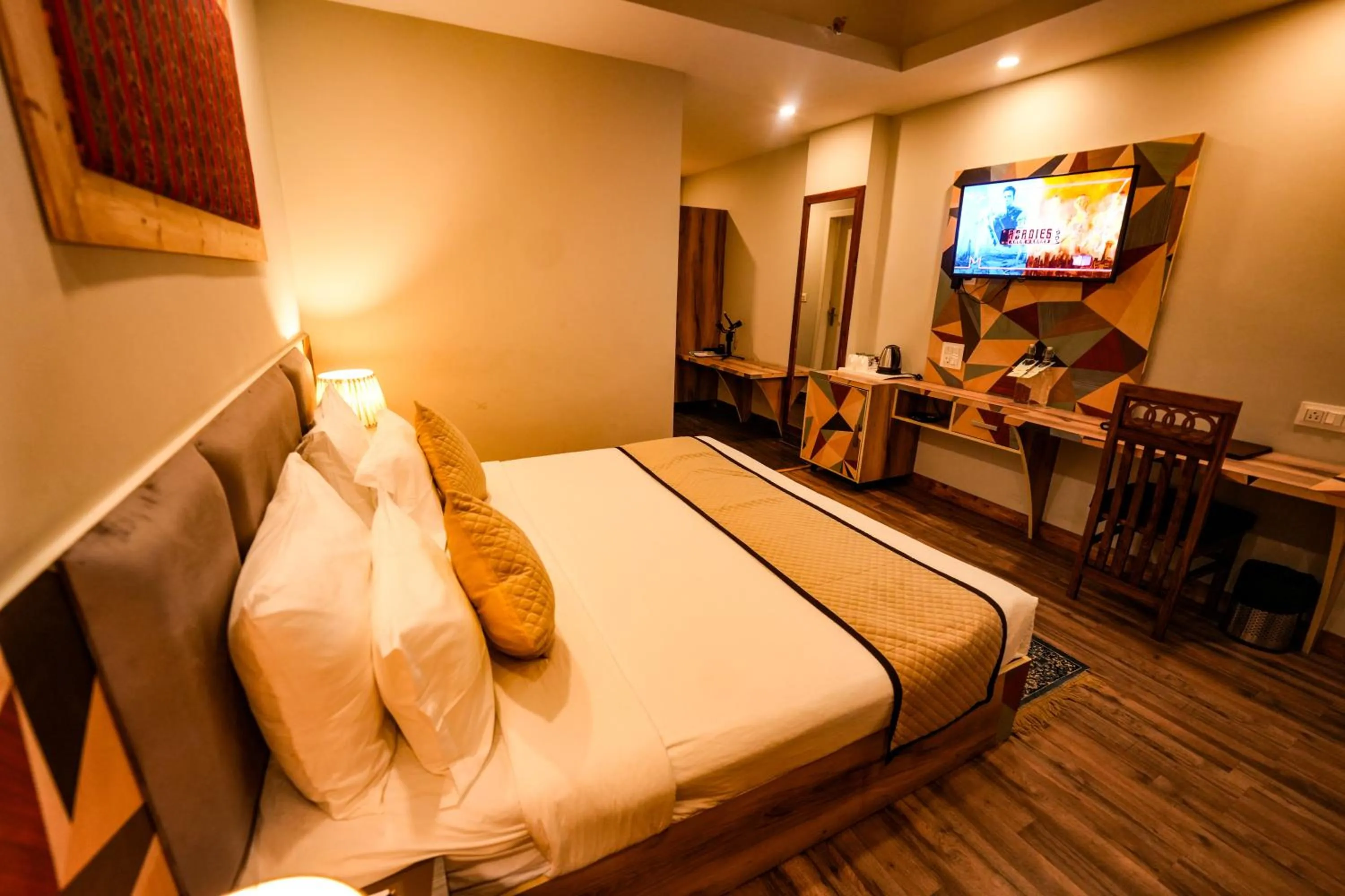 Communal lounge/ TV room, Bed in Hotel Square One by D'Polo Dharamshala