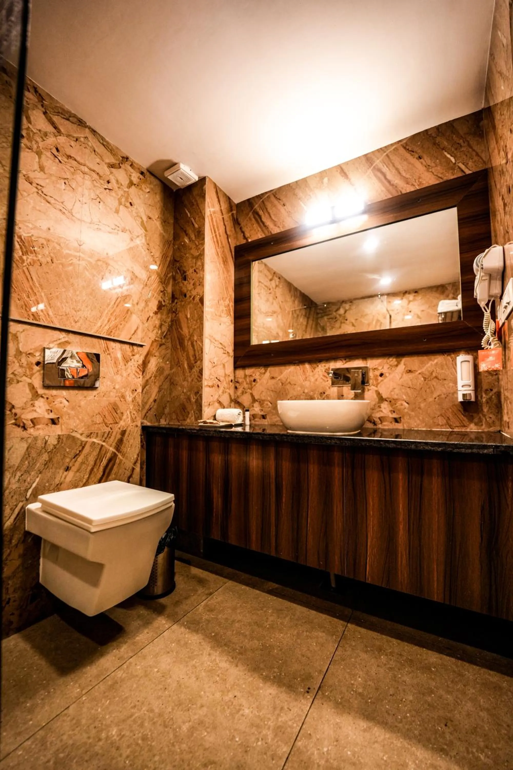 Bathroom in Hotel Square One by D'Polo Dharamshala