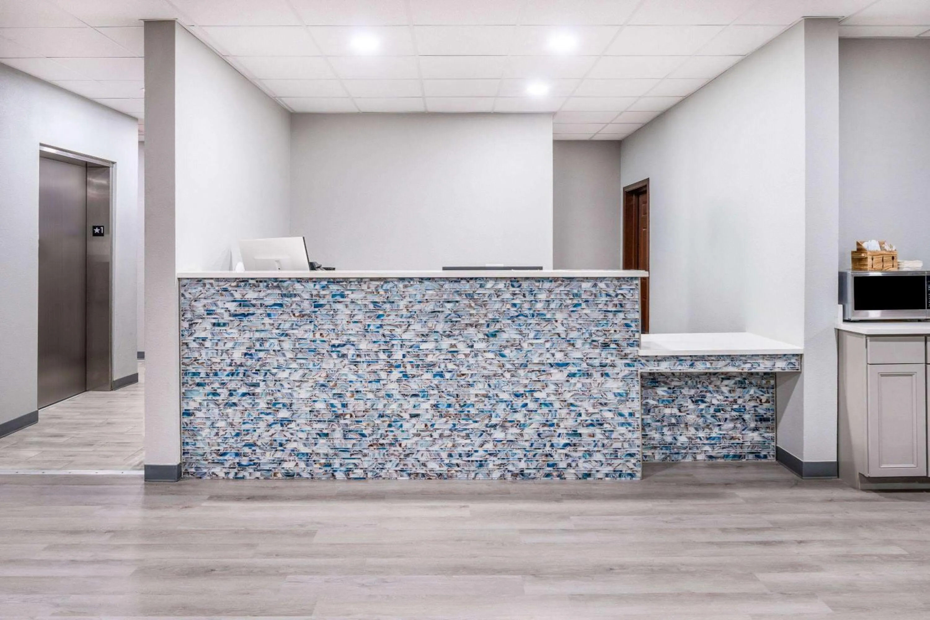 Lobby or reception in Baymont by Wyndham Carlsbad NM