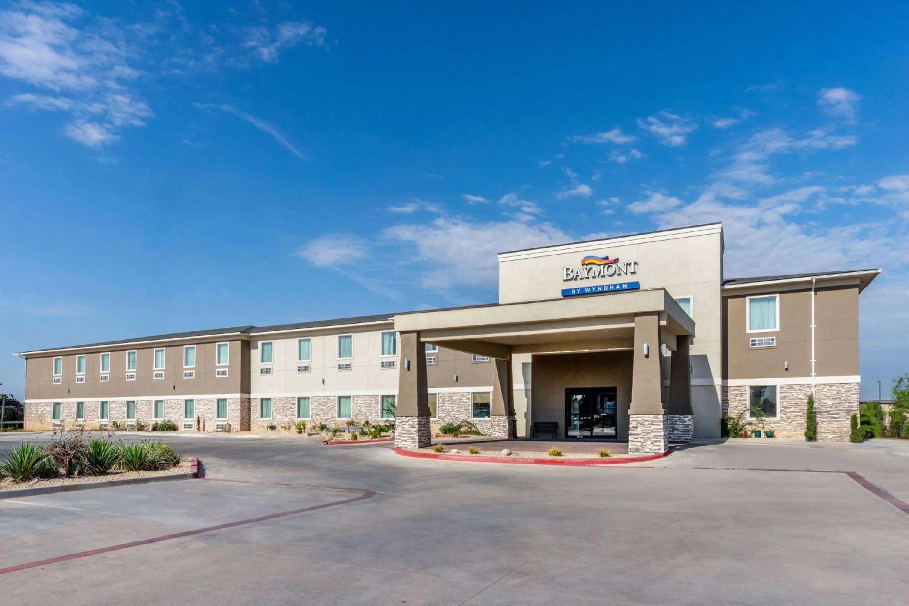 Property building in Baymont by Wyndham Carlsbad NM