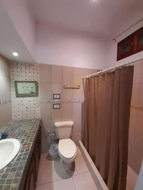 Bathroom in Hotel y Jardines Casa Búho