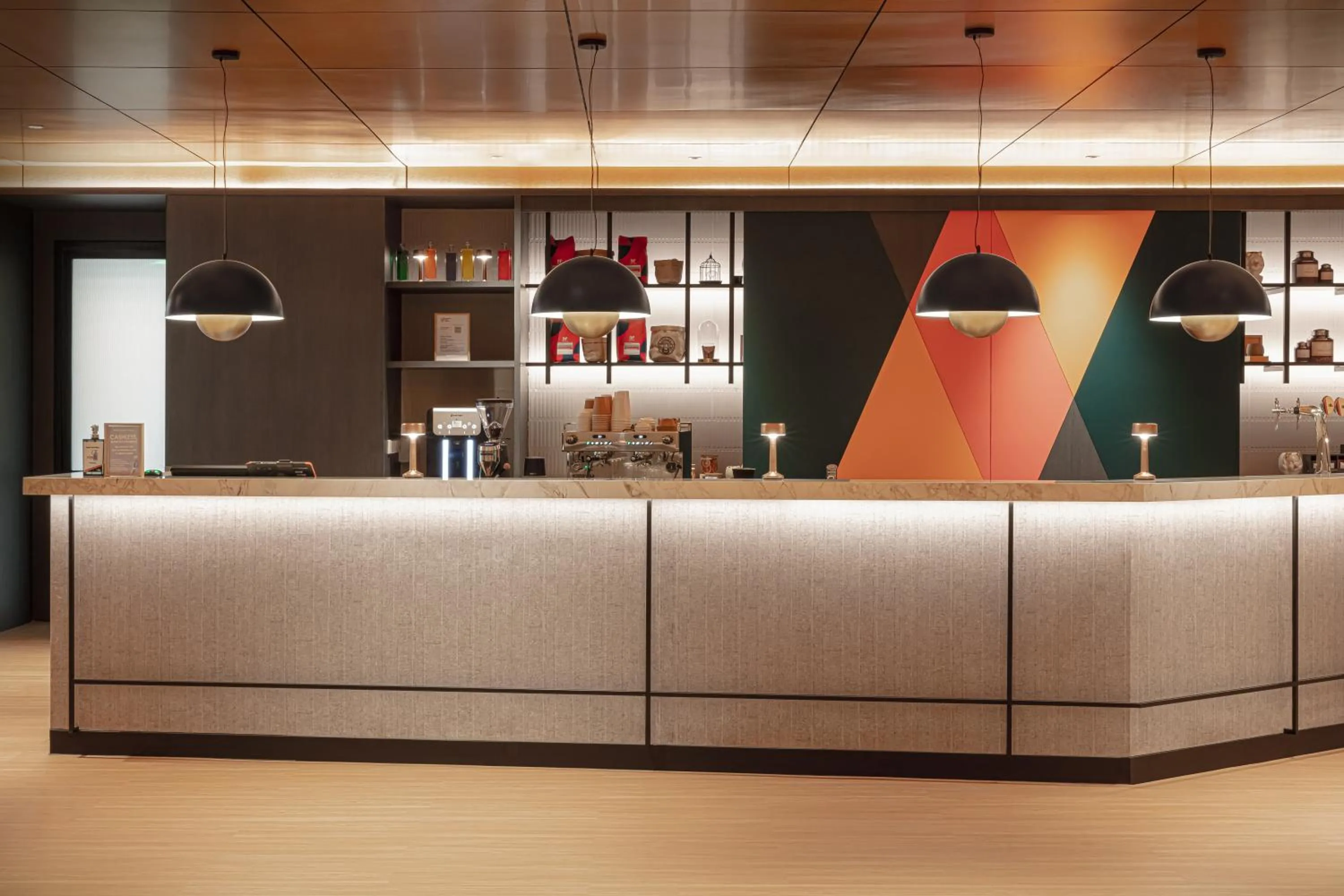 Lobby or reception in Resorts World Sentosa - Hotel Ora