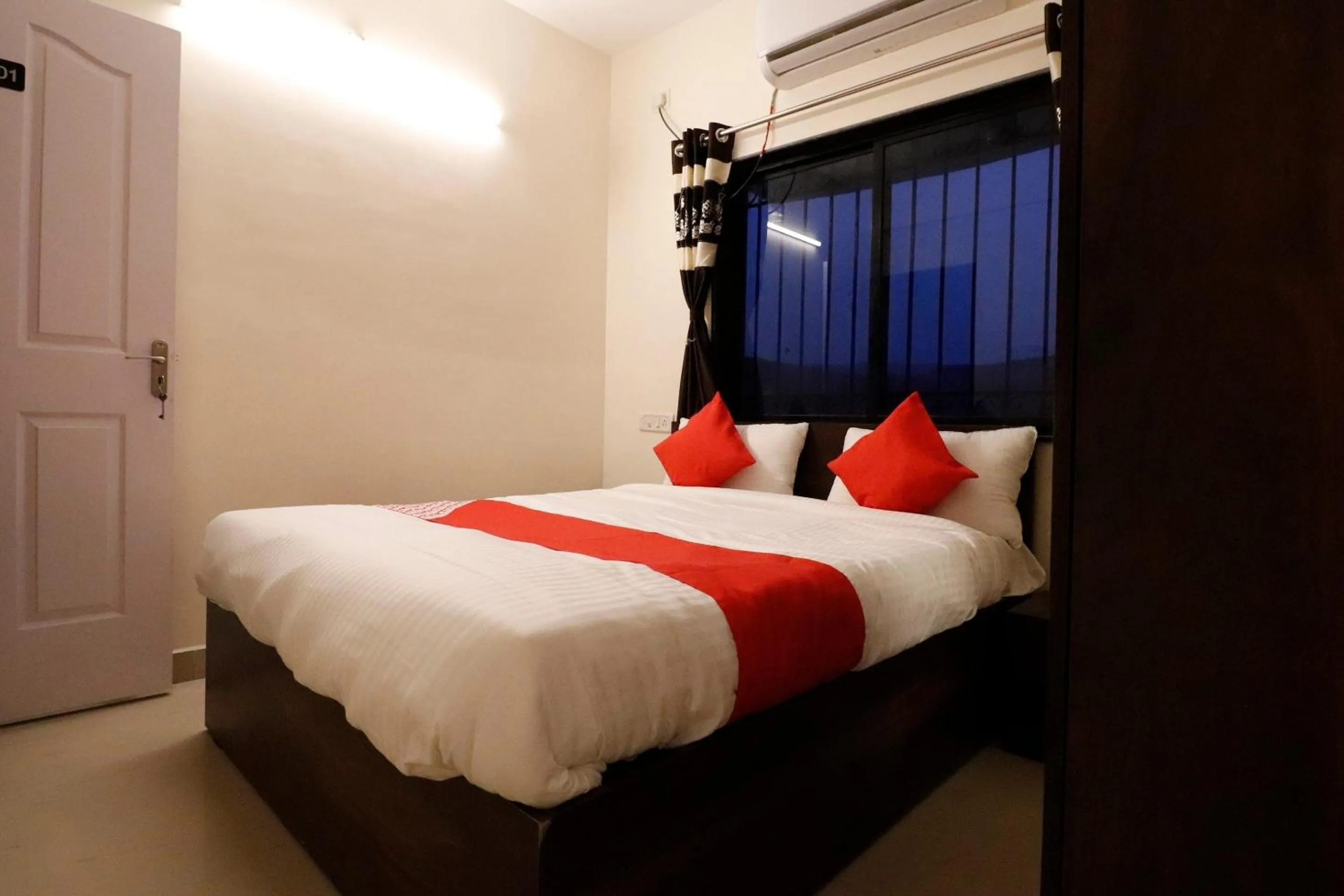 Bedroom in Hotel O The Pearl Inn