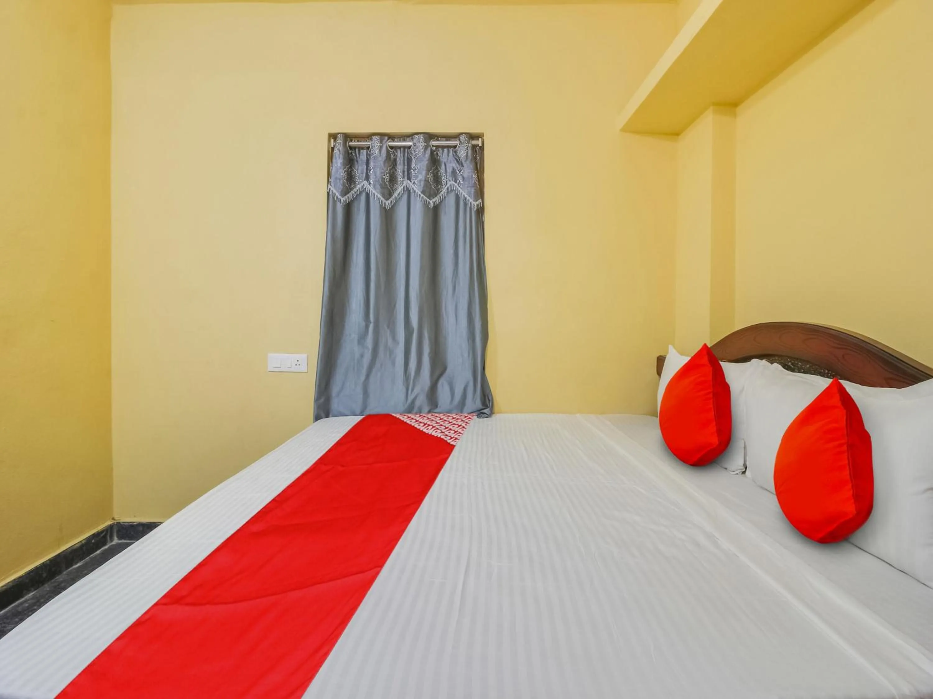 Bedroom, Bed in Hotel O by OYO AM Luxury AC ROOM'S