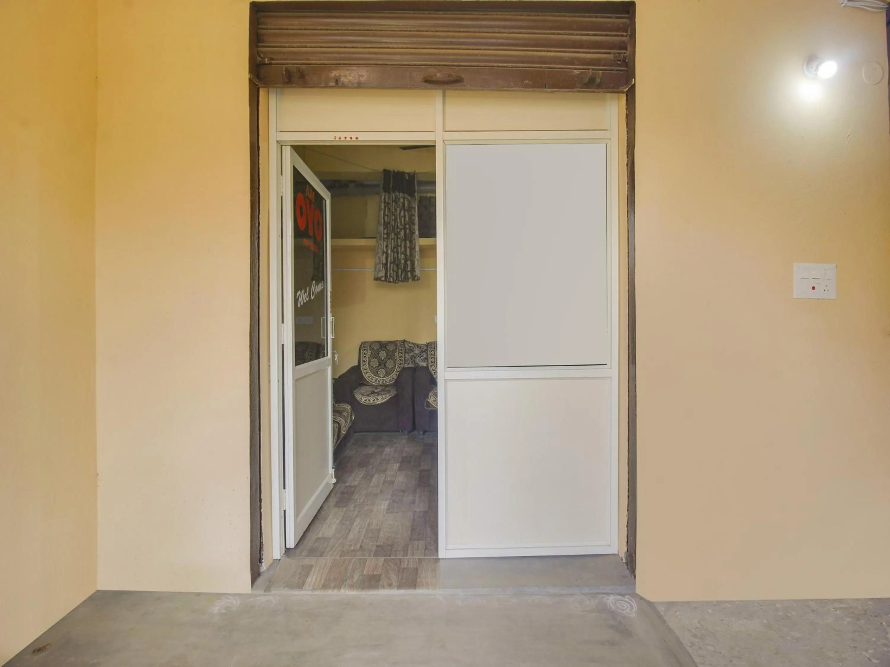 Facade/entrance in Hotel O by OYO AM Luxury AC ROOM'S