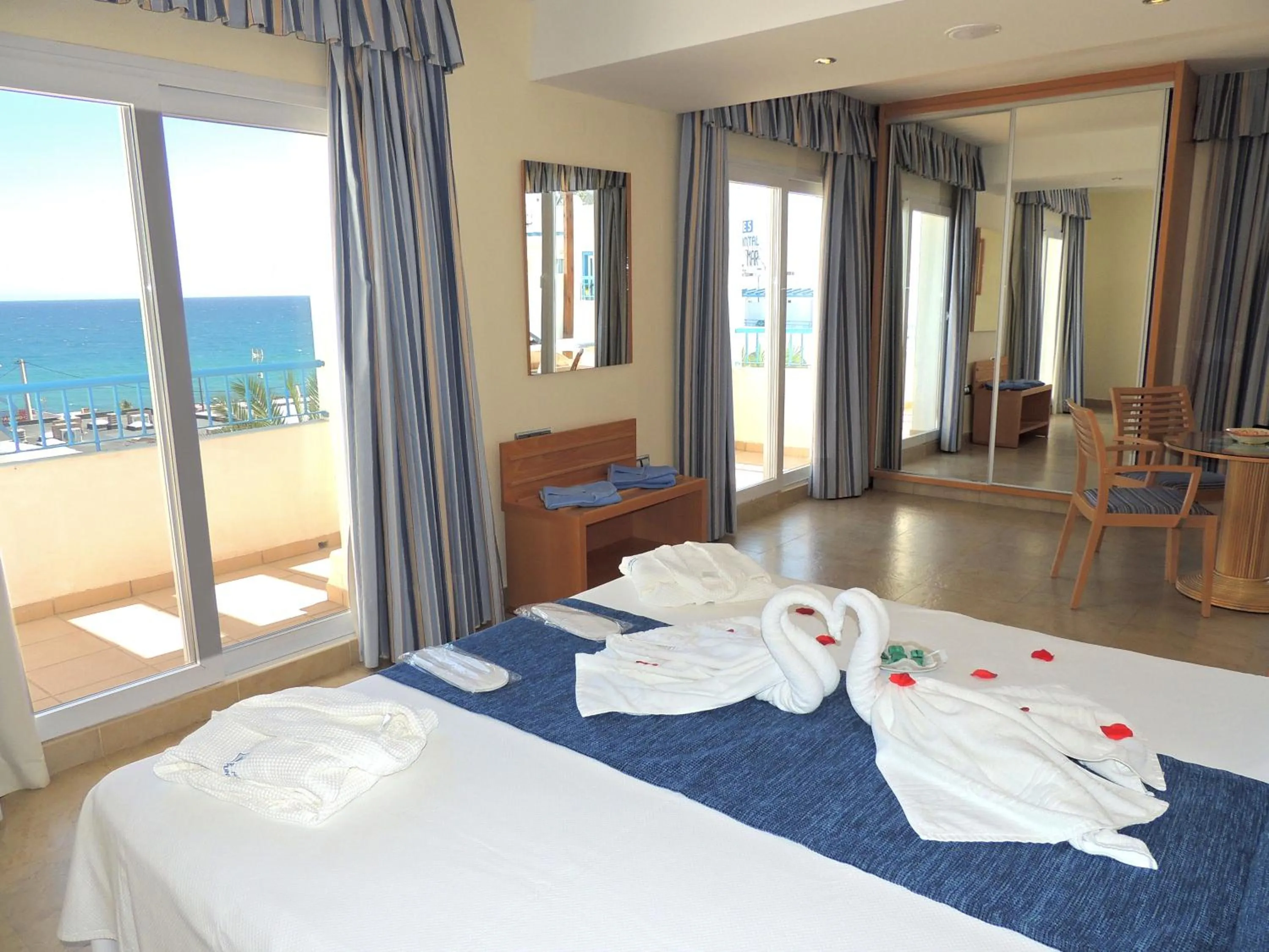 Bed in Hotel Punta del Cantal