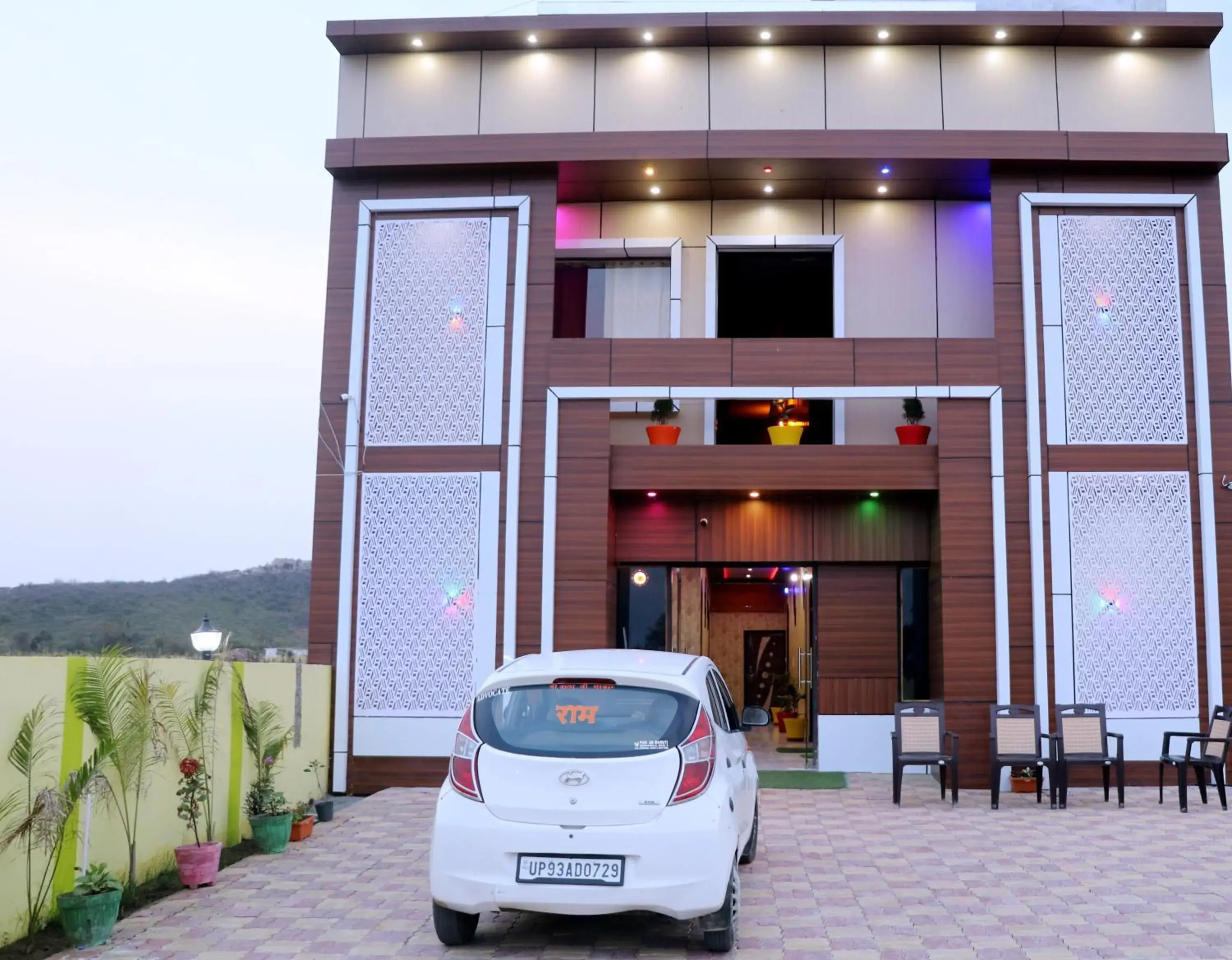 Hotel O Krishna Manu Palace Hotel O Krishna Manu Palace