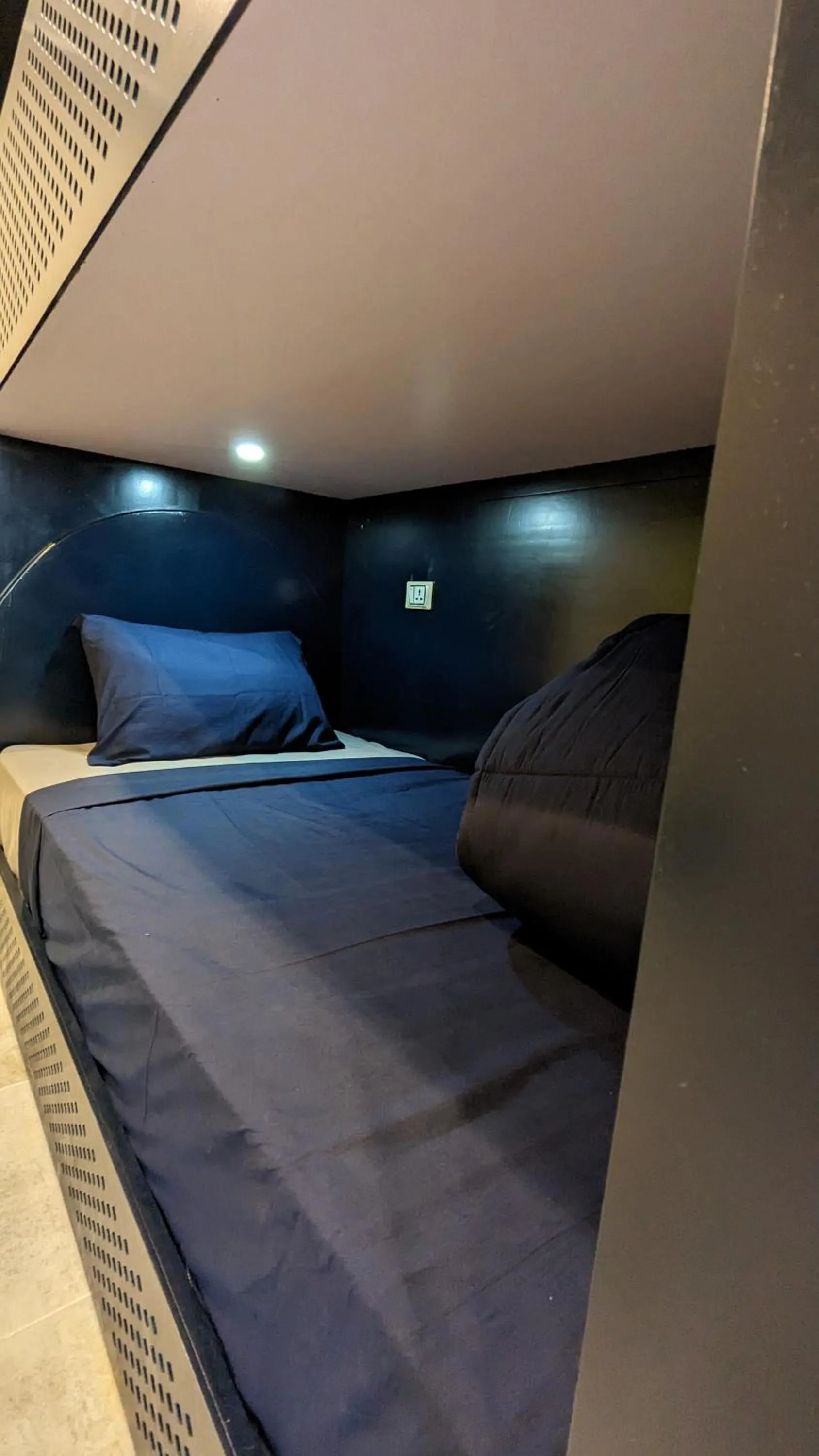 Bed in Bedcoin Hostel