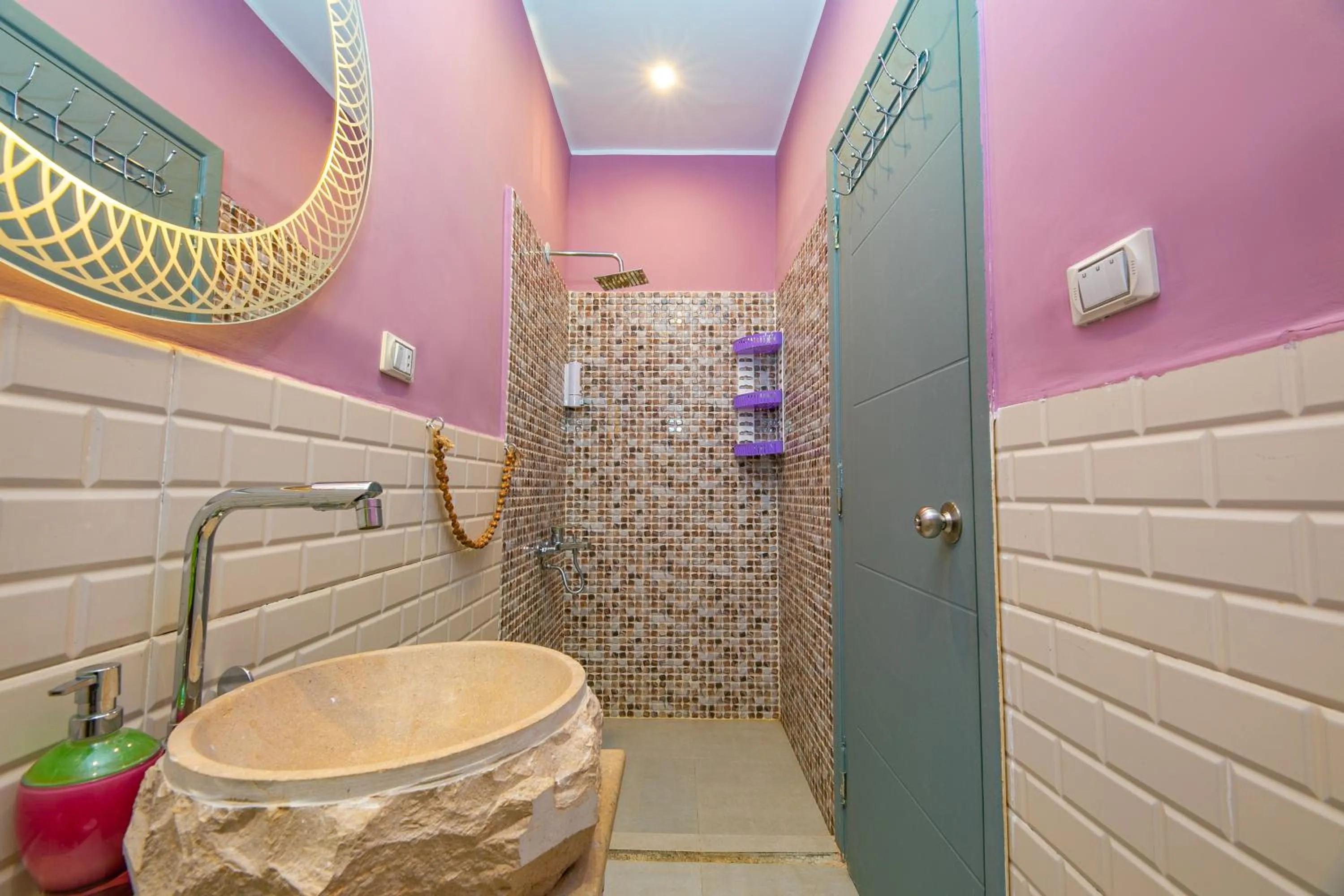 Bathroom in Bedcoin Hostel