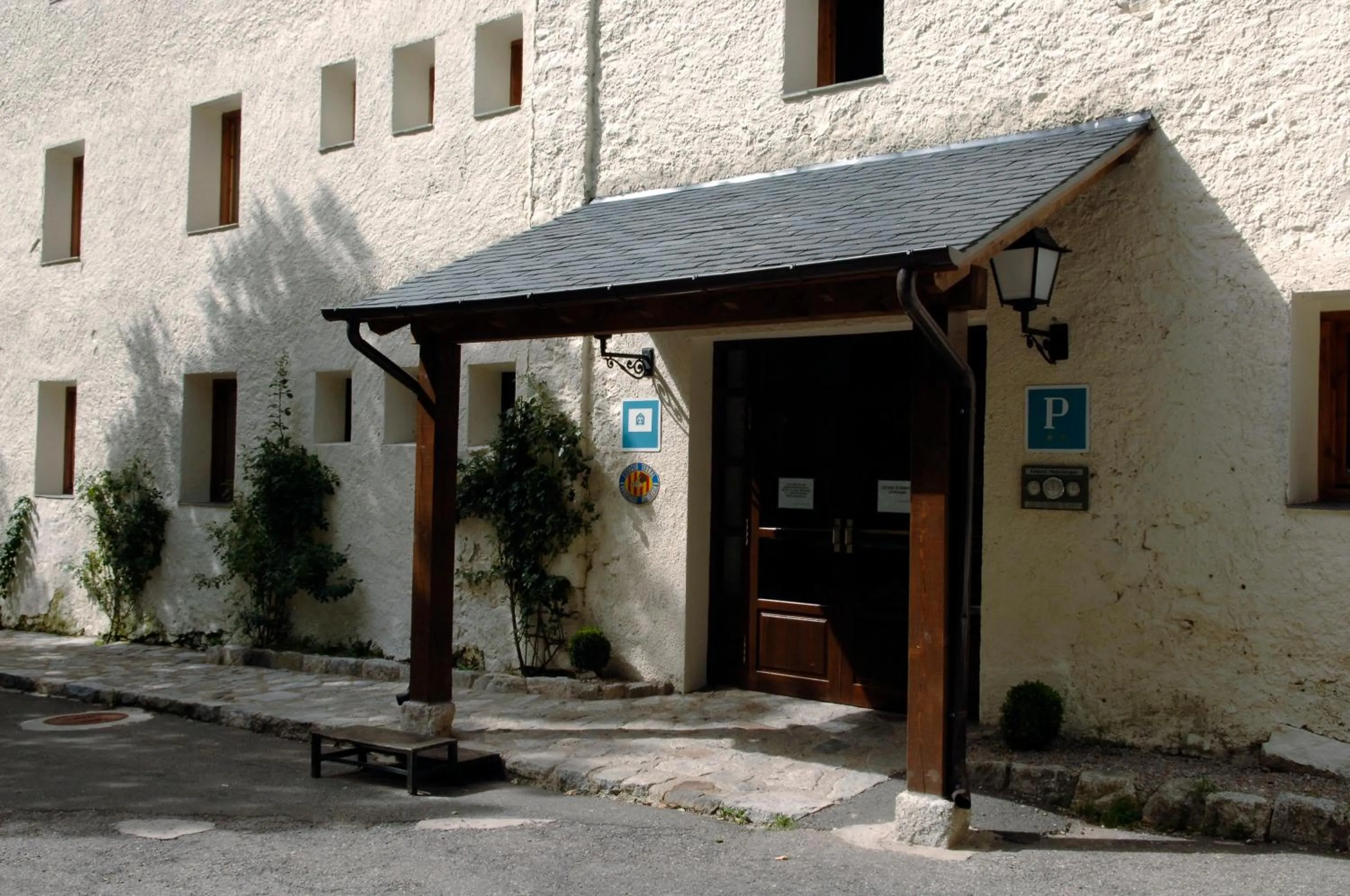 Facade/entrance in Hotel Caldas