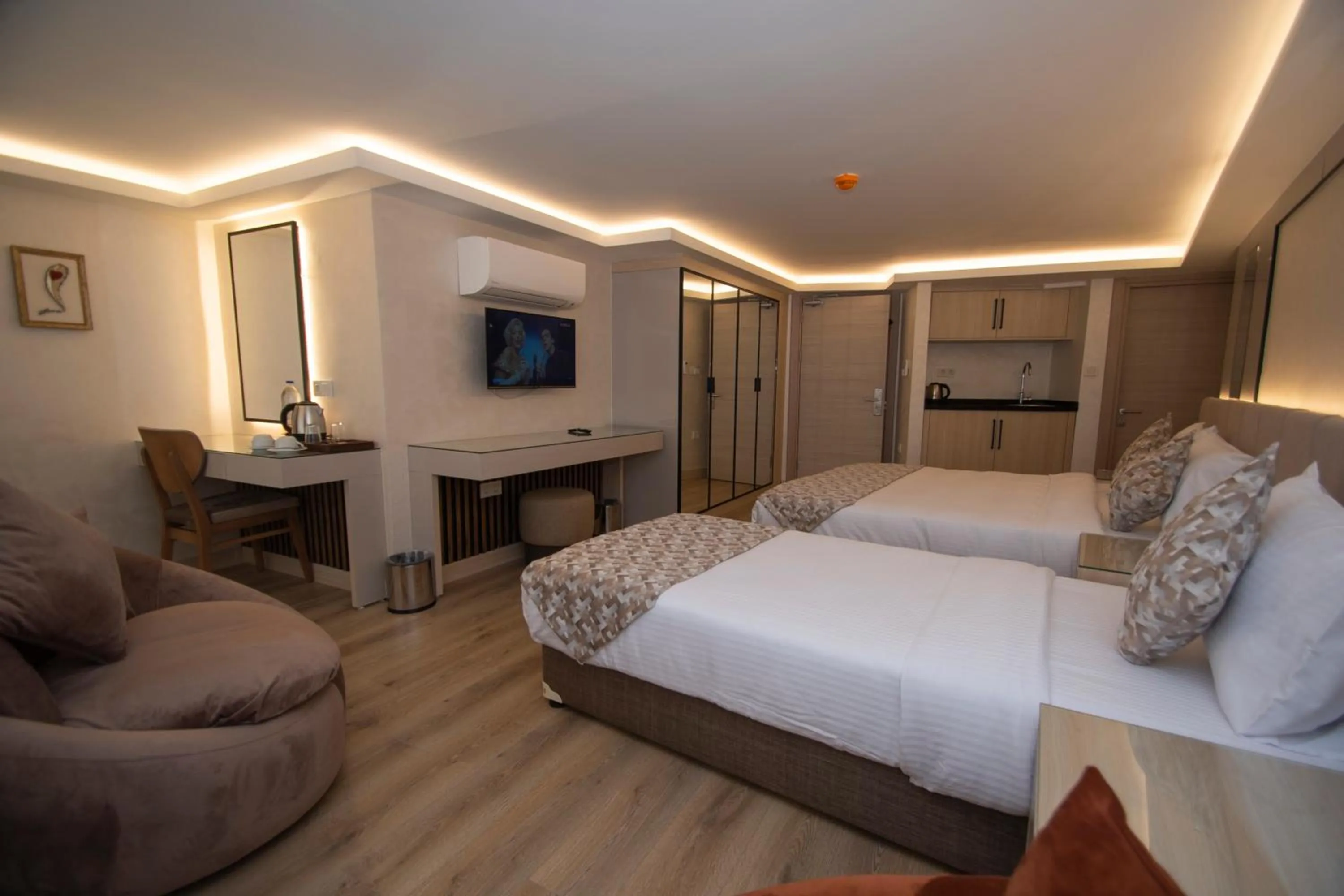 Massage, Bed in Vera Life Hotel