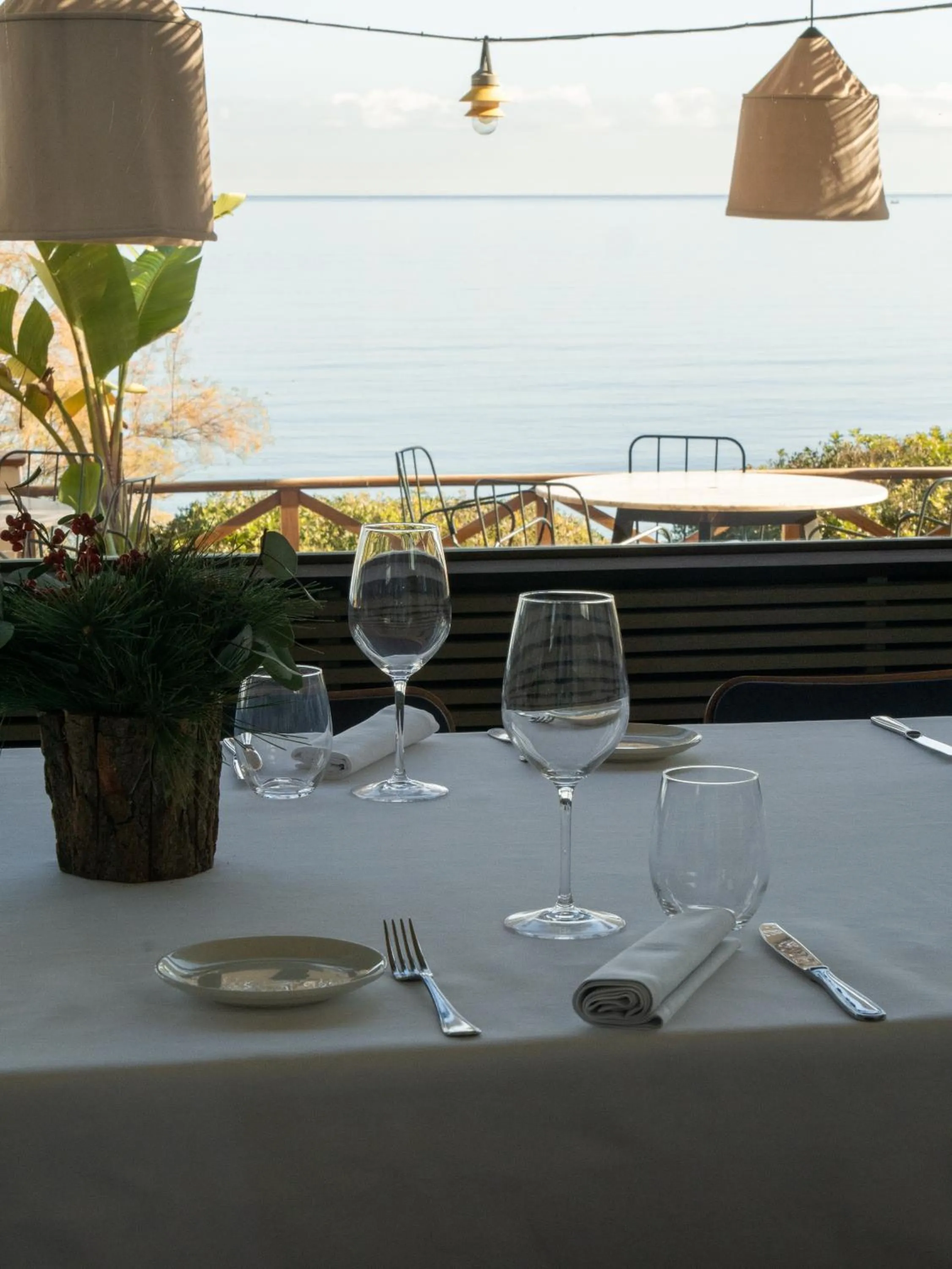 Restaurant/places to eat in Hostal Empúries