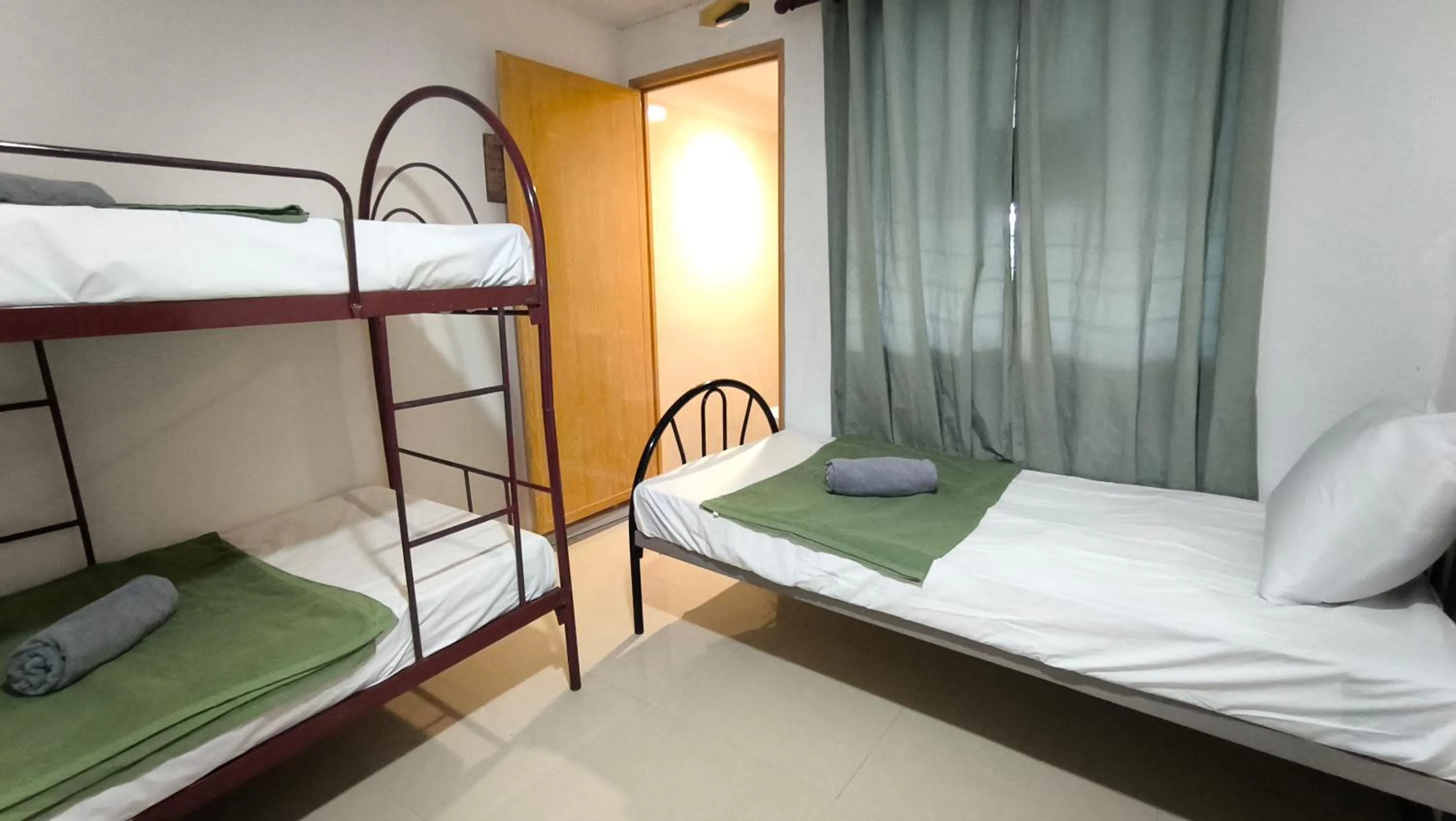 Bed in Natol Homestay - Kenyalang Park