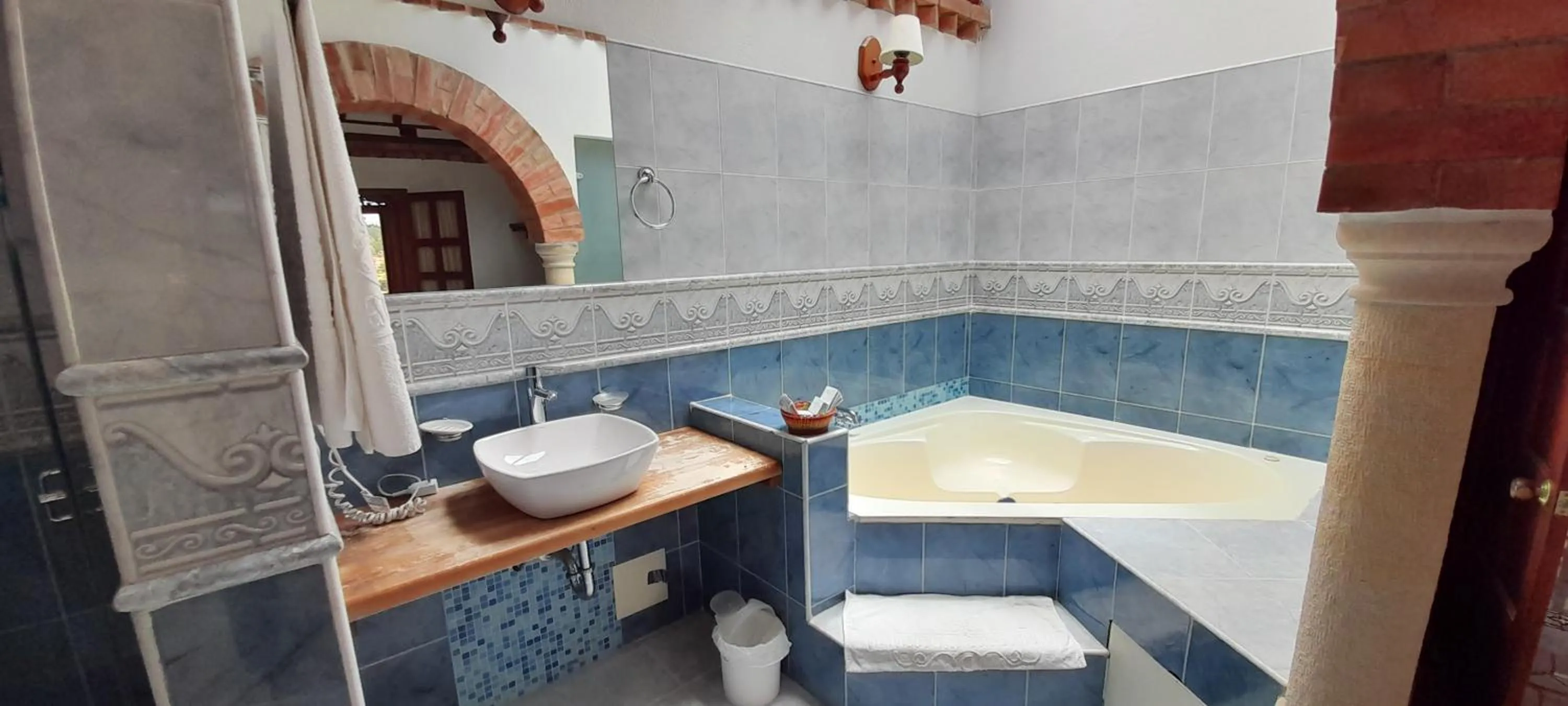 Bathroom in Hotel Bosque de la Villa