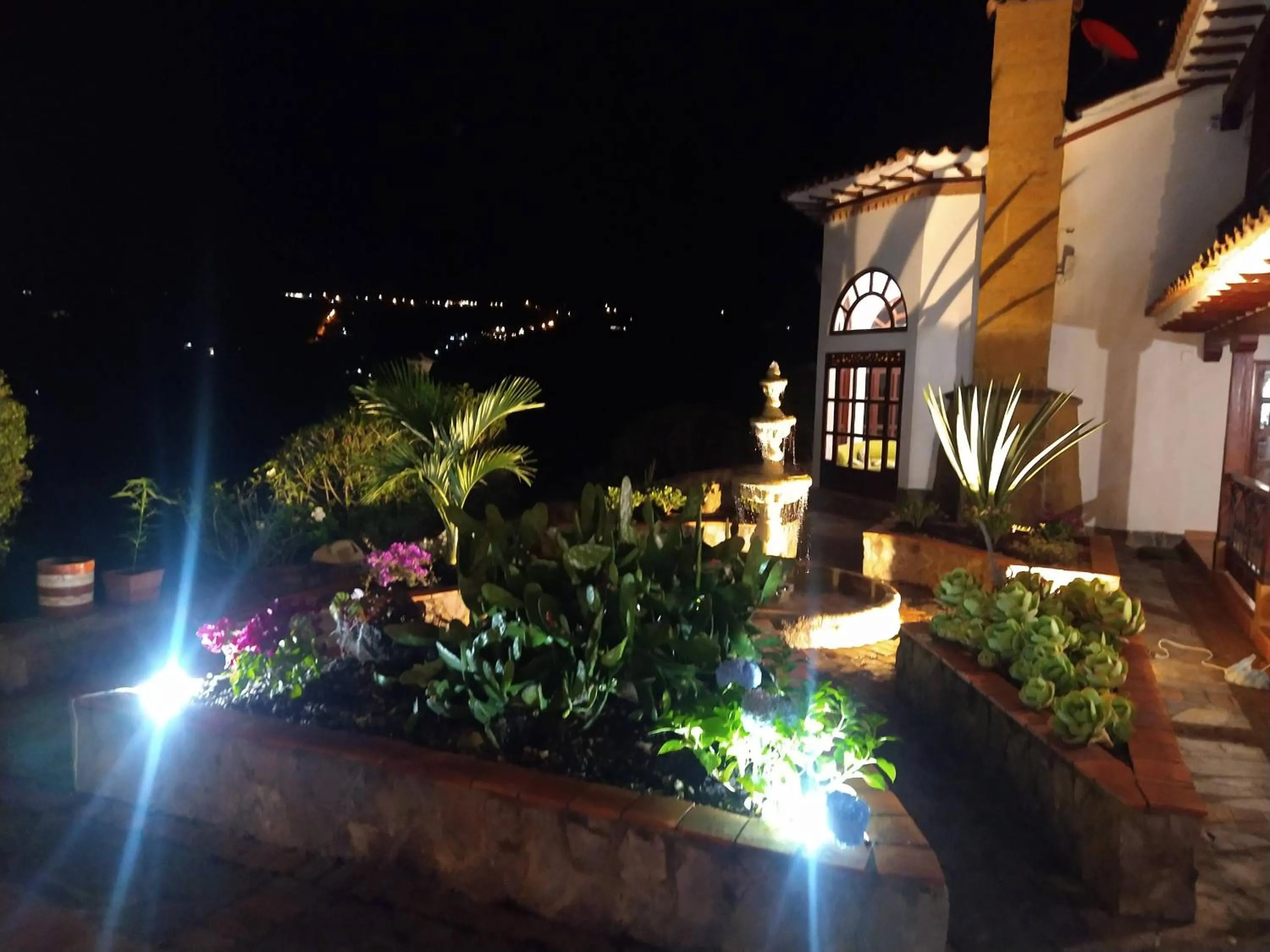 Property Building in Hotel Bosque de la Villa